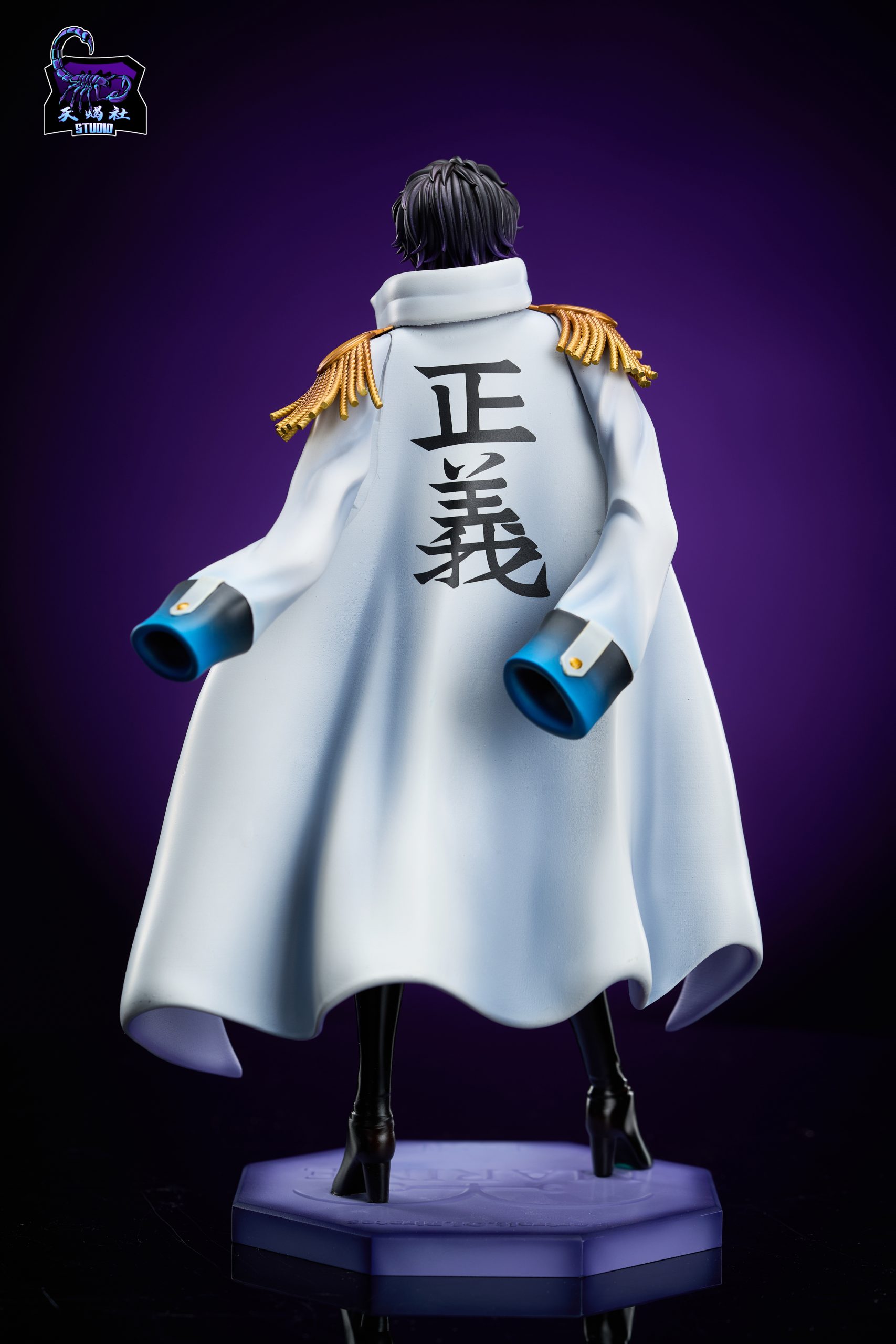 One Piece Vice Admiral Doll Statue(GK)  -Tian Xie She Studio