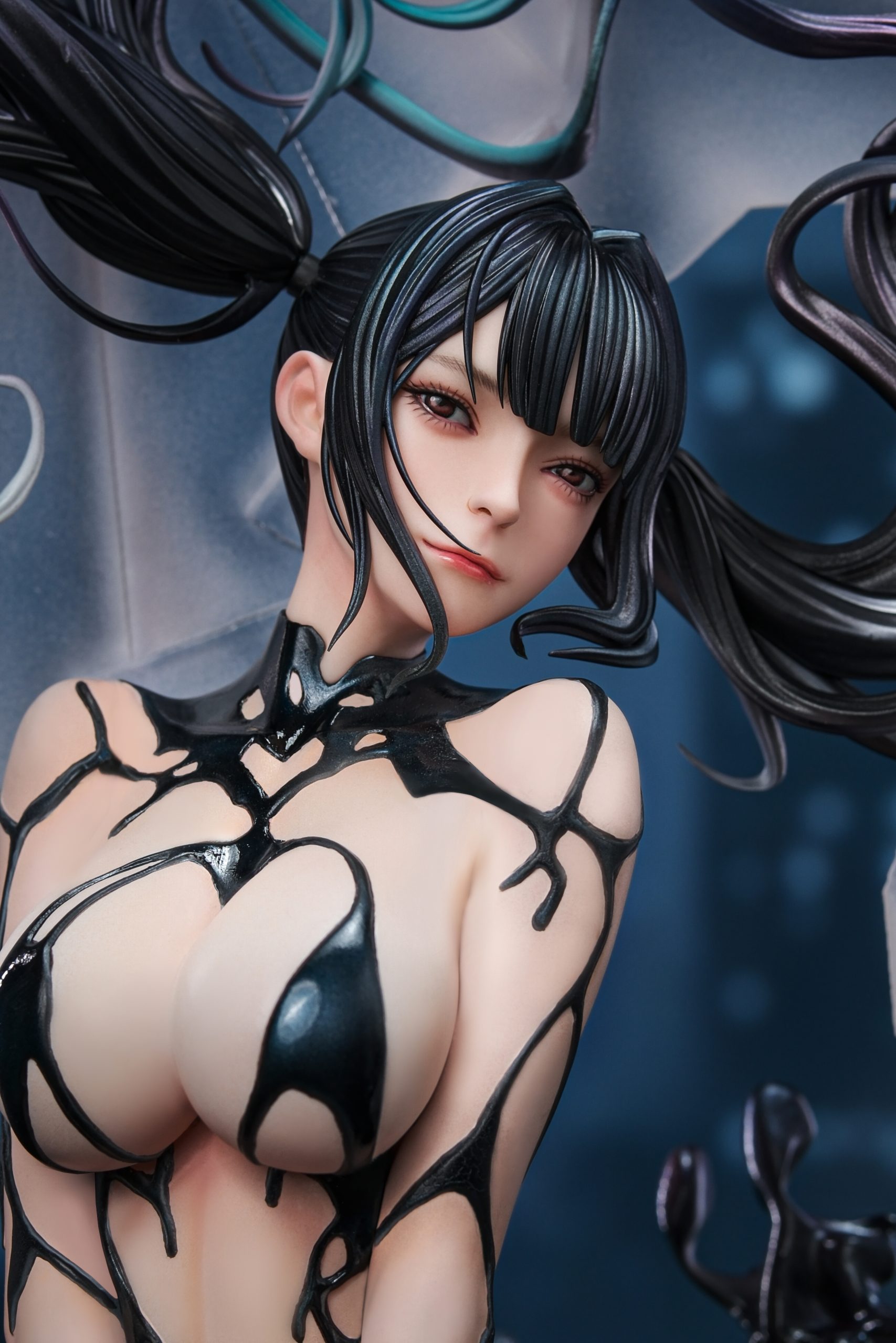 Venom Girl 1/4 Statue (GK) (Adult 18+)- Source Studio