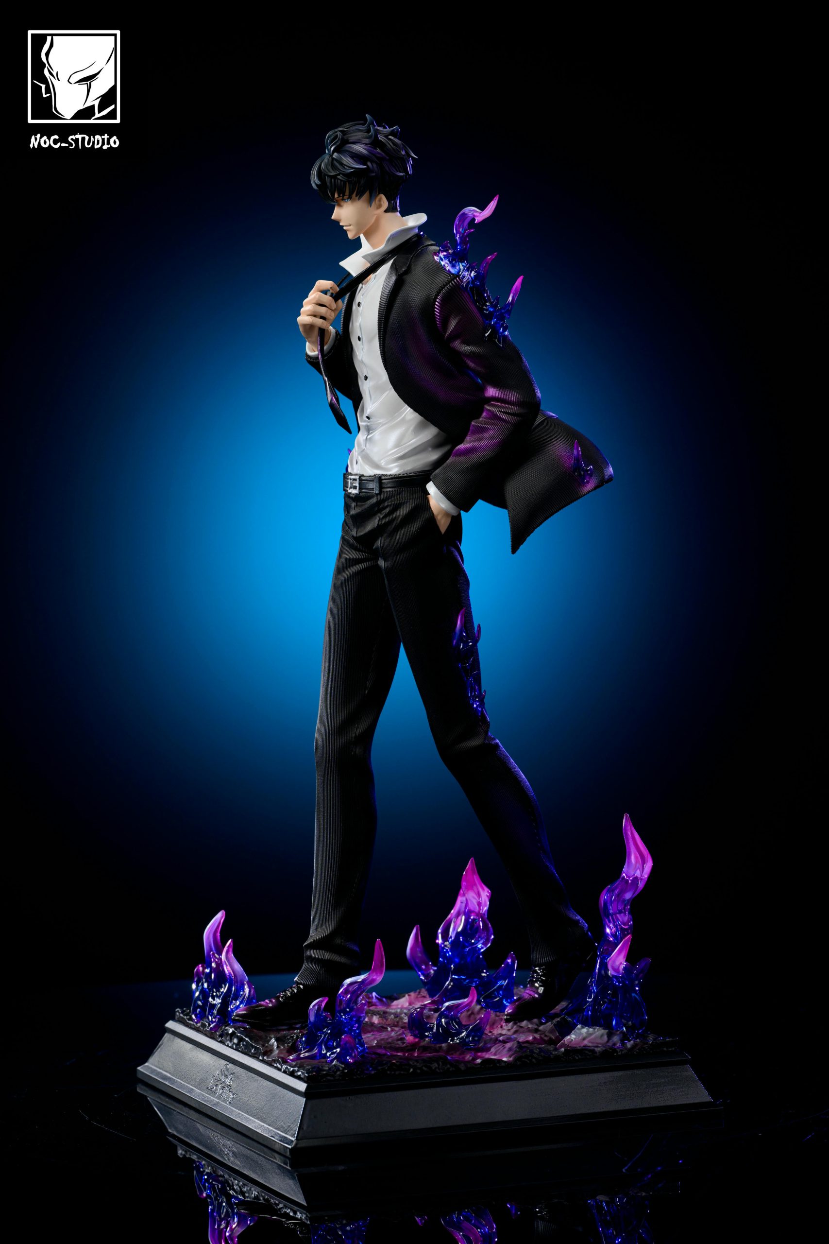 Solo Leveling Shadow Monarch Sung Jin Woo in Suit Statue (GK) -Noc Studio 
