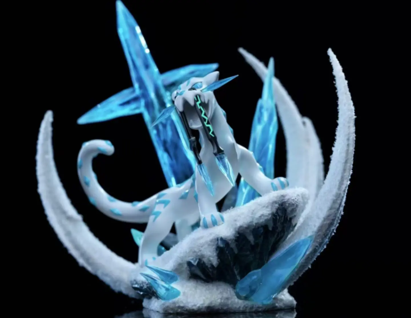 Pokemon Chien-Pao Statue(GK) -Xiao Ding Dang Studio 