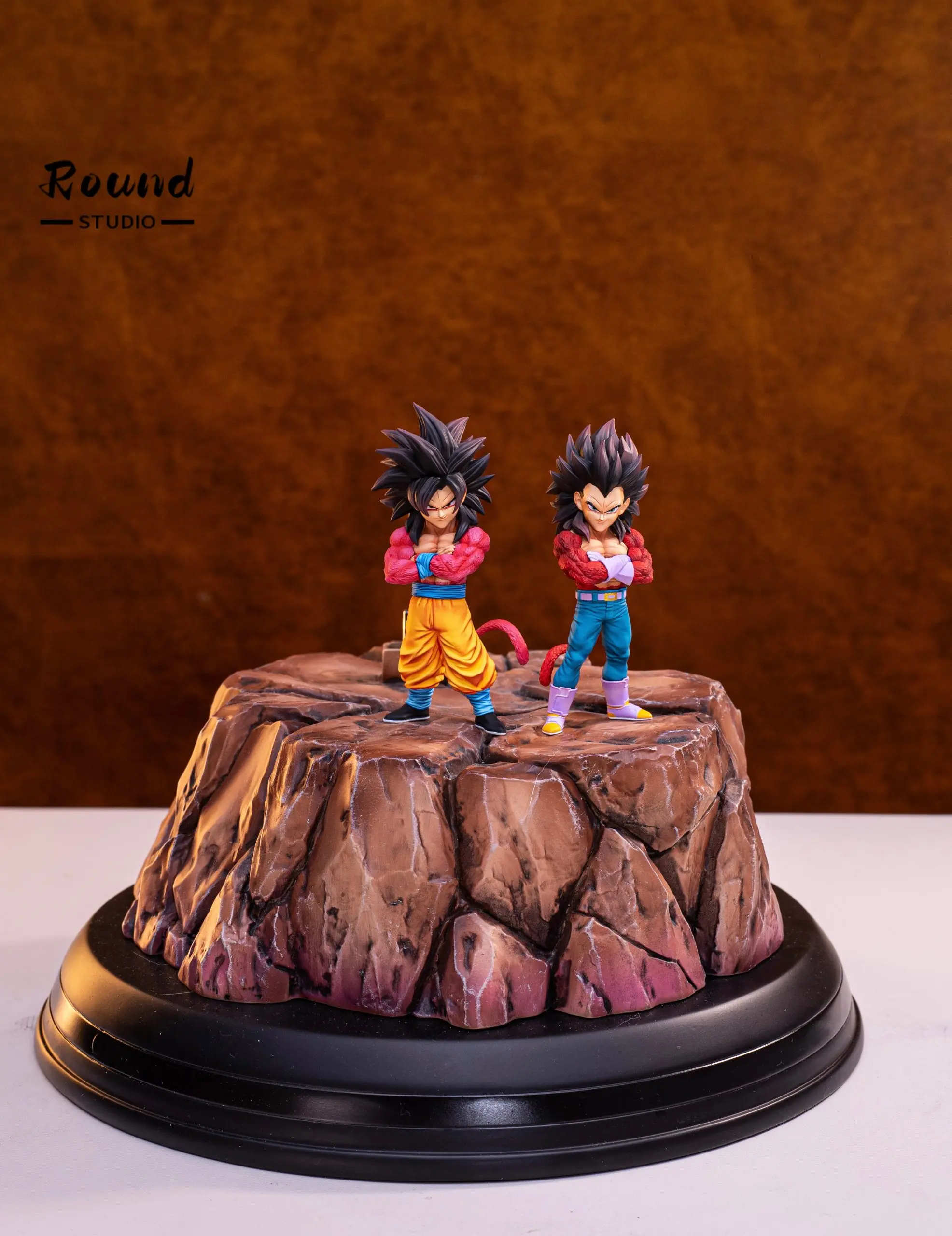 Round Studio - Dragon Ball GT Super Saiyan 4 Goku & Super Saiyan 4 Vegeta Statue(GK)