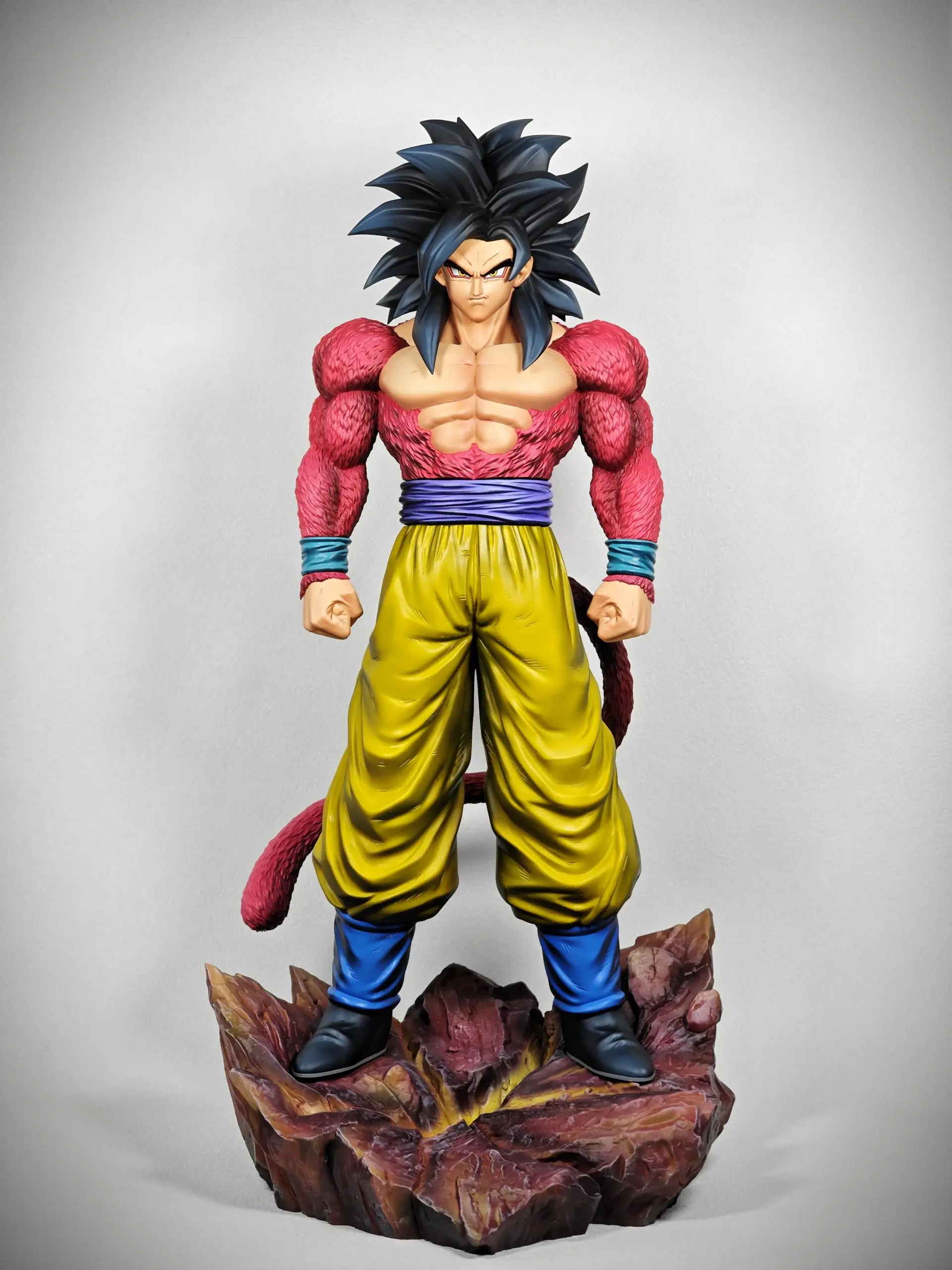 Yun Ji Studio - Dragon Ball Super Saiyan 4 series #1 Goku Statue(GK)
