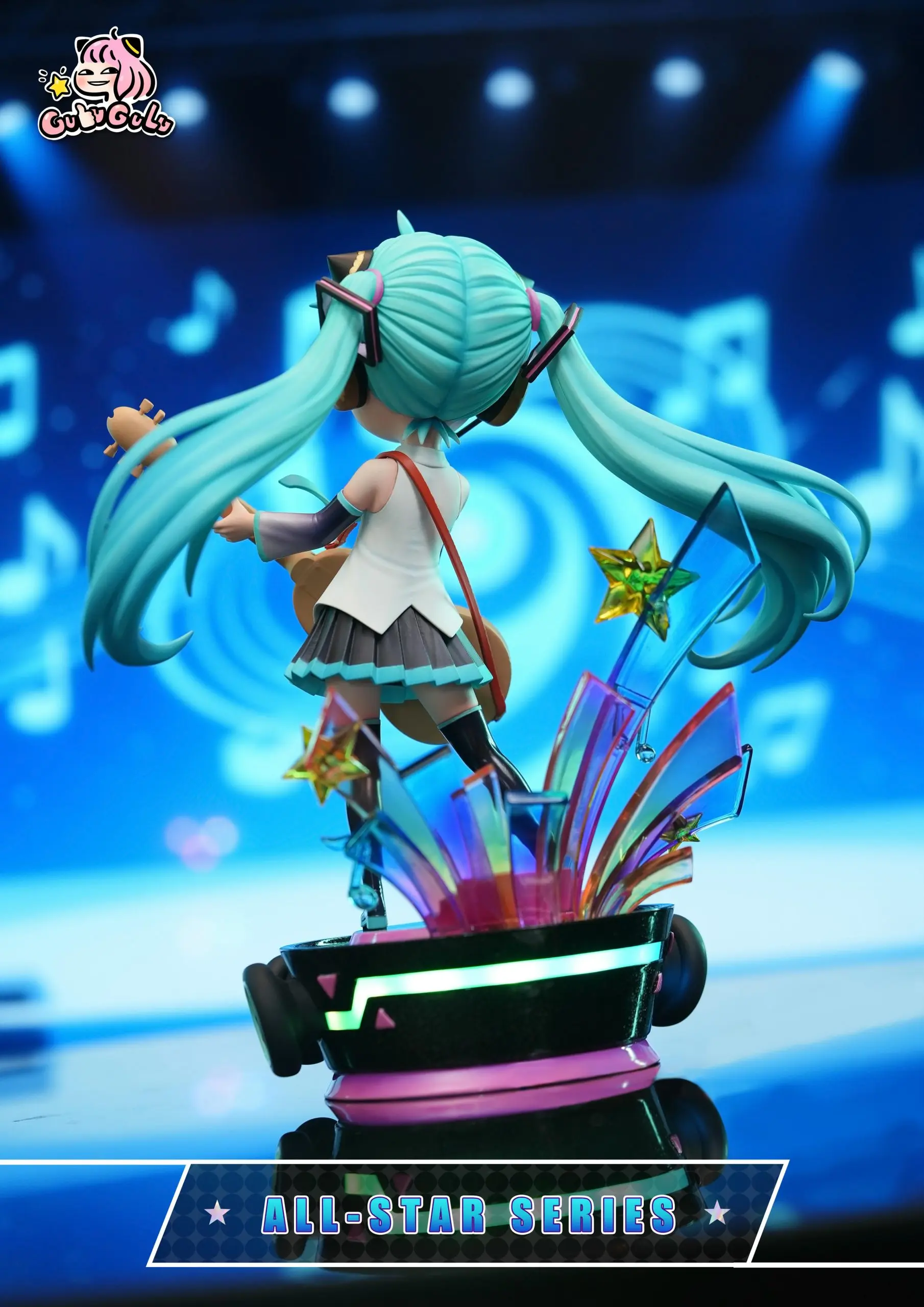 GULUGULU Studio - Spy x Family Anya Forger Cosplaying Hatsune Miku Guitar Girl Statue(GK) 