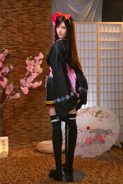 Ling Meng Studio - Final Fantasy 1/1 Tifa Full Silicone Action Figure (Adult 18+)