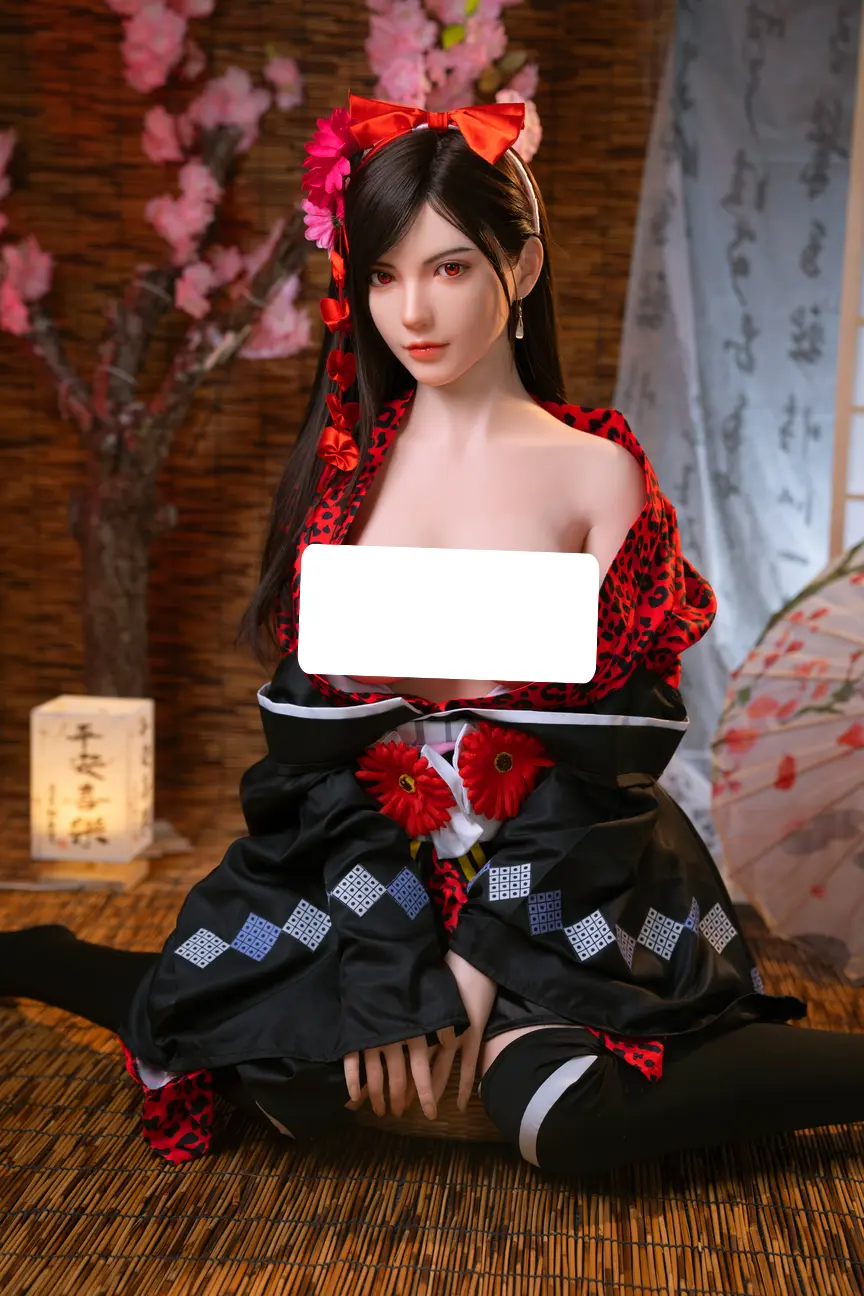 Ling Meng Studio - Final Fantasy 1/1 Tifa Full Silicone Action Figure (Adult 18+)