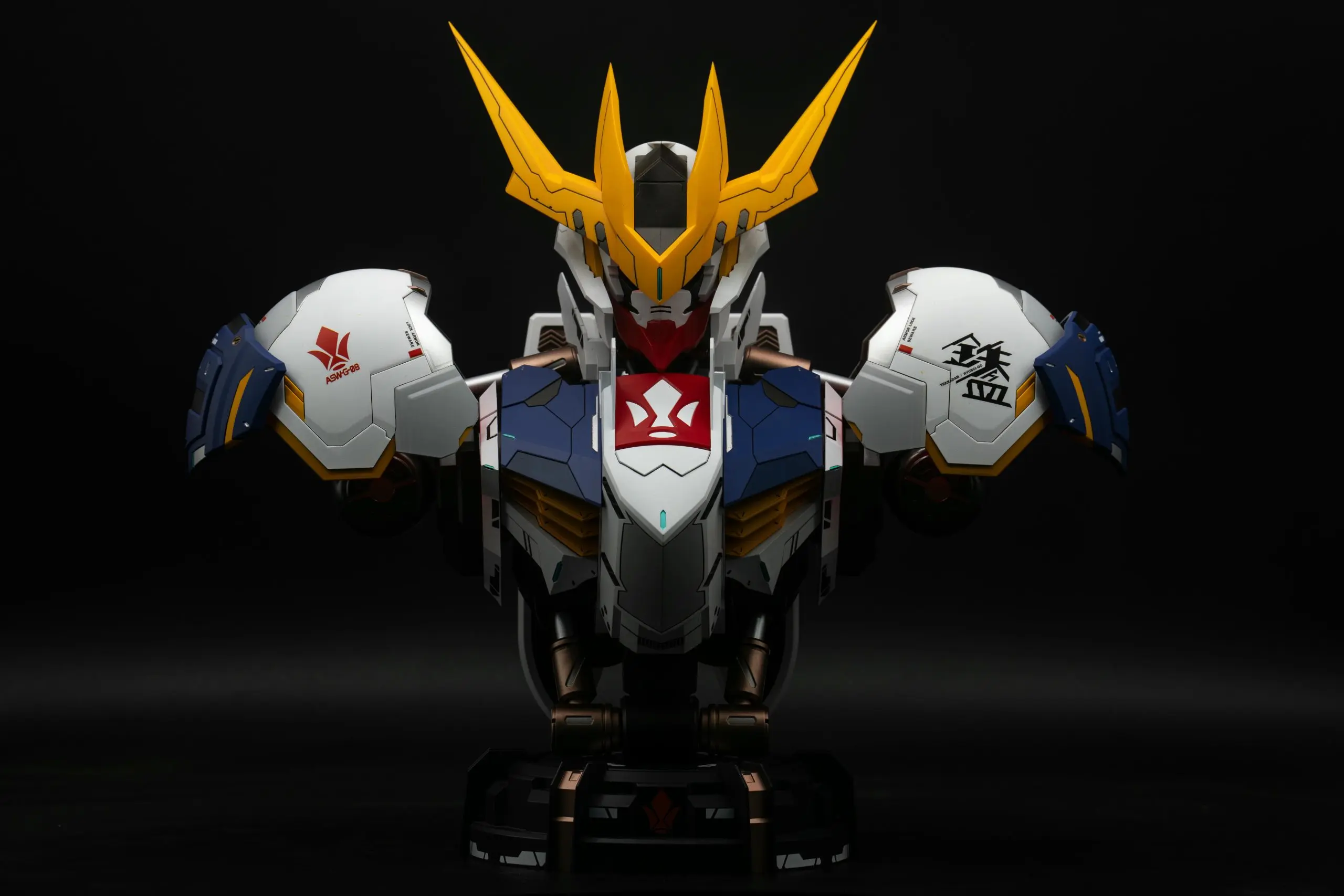 HH Mo Xing Gong Fang Studio - Gundam Battle 1/30 ASW-G-08 Gundam Barbatos Lupus Rex Bust Assembly ModelPainted Finished Statue (GK)