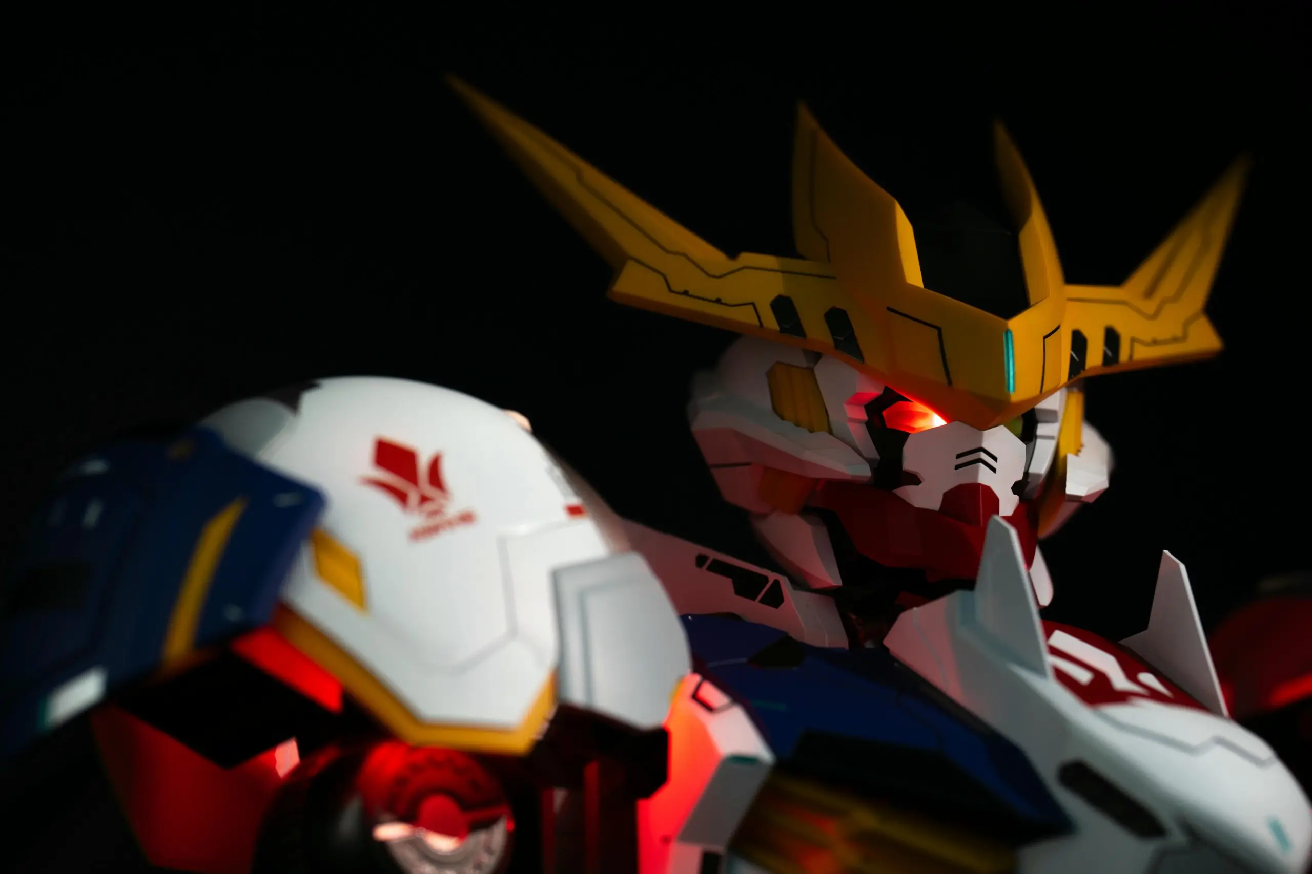 HH Mo Xing Gong Fang Studio - Gundam Battle 1/30 ASW-G-08 Gundam Barbatos Lupus Rex Bust Assembly ModelPainted Finished Statue (GK)