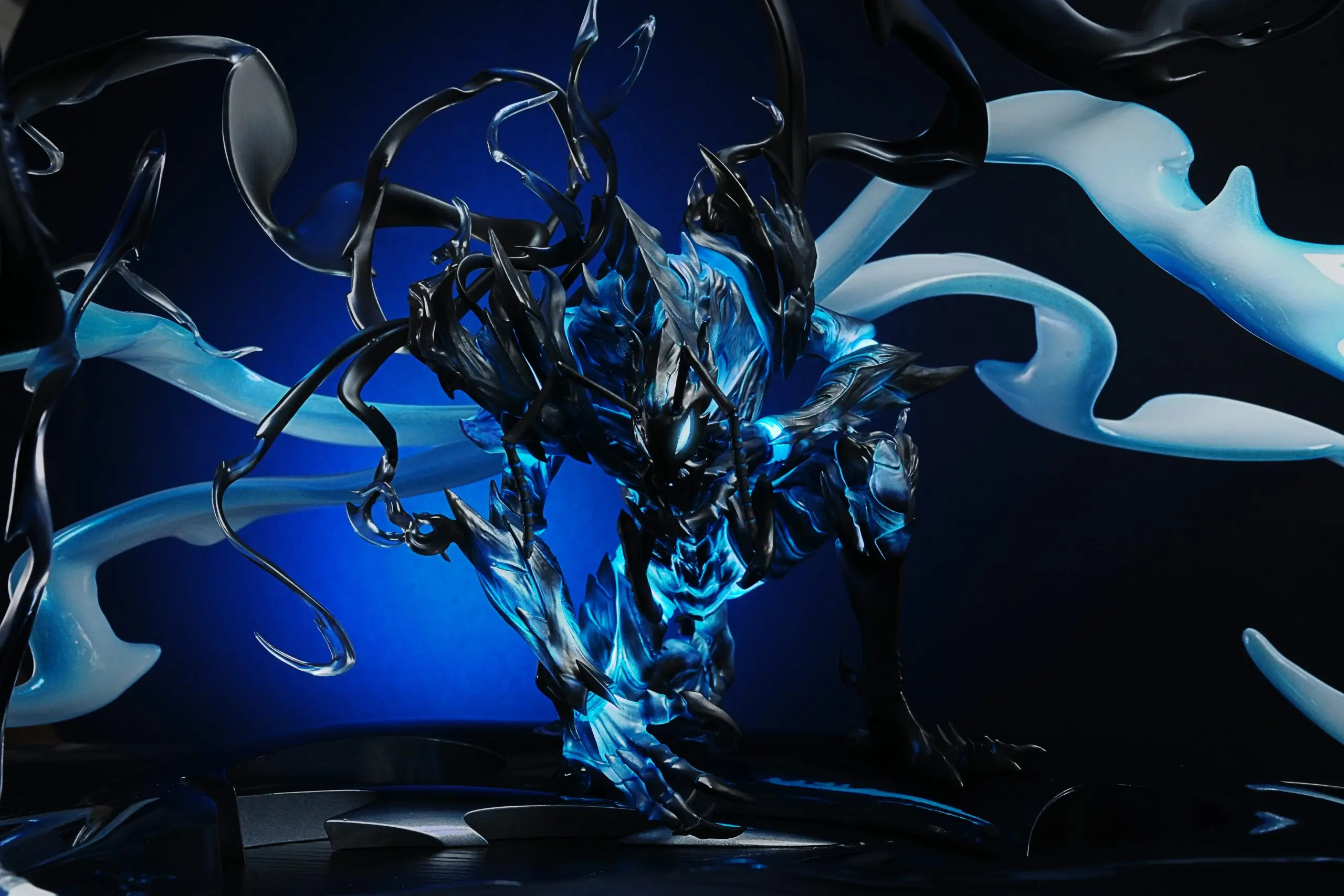 Four Horsemen Studio - Solo Leveling Sung Jin Woo & Ant King Beru Statue(GK)