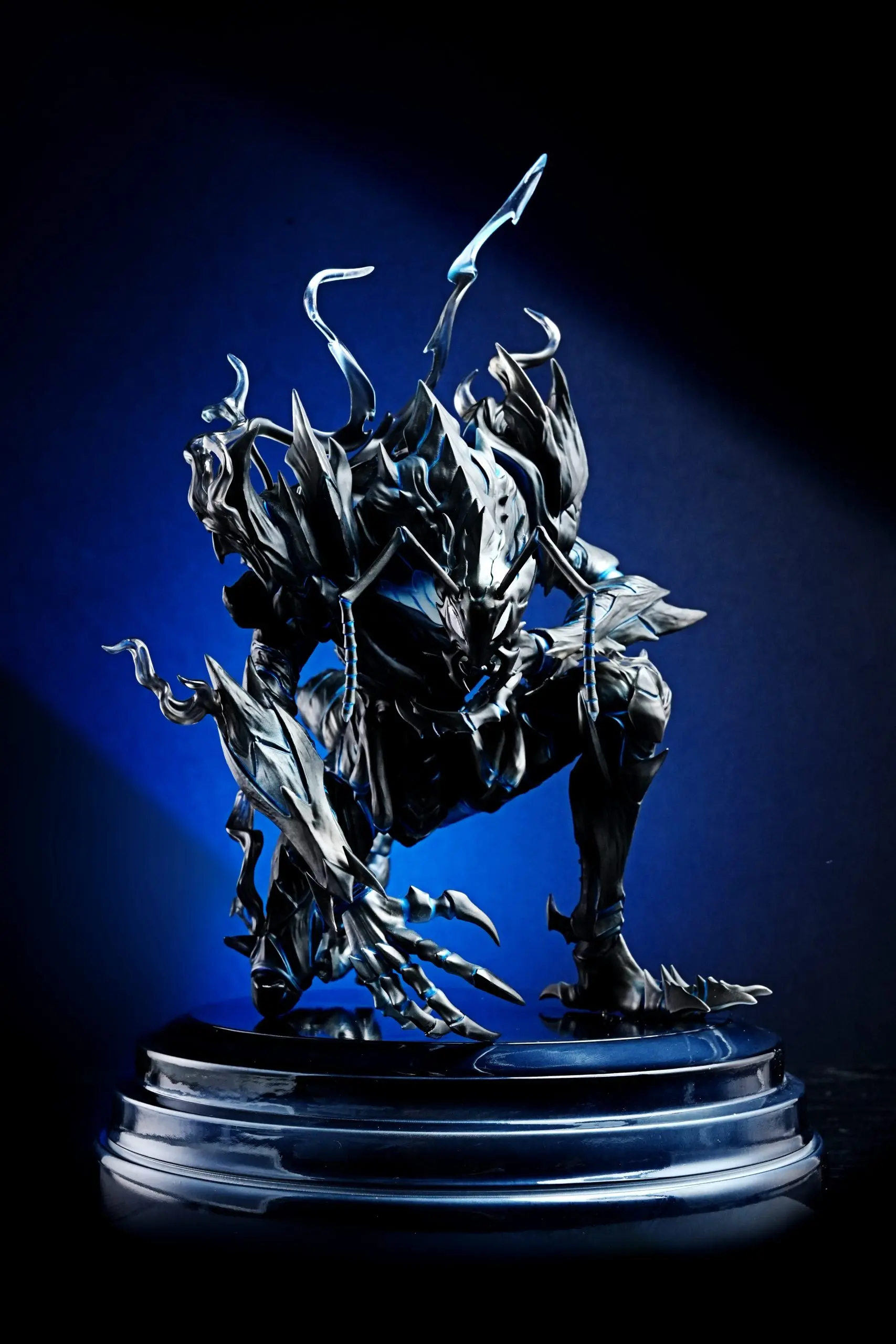 Four Horsemen Studio - Solo Leveling Sung Jin Woo & Ant King Beru Statue(GK)