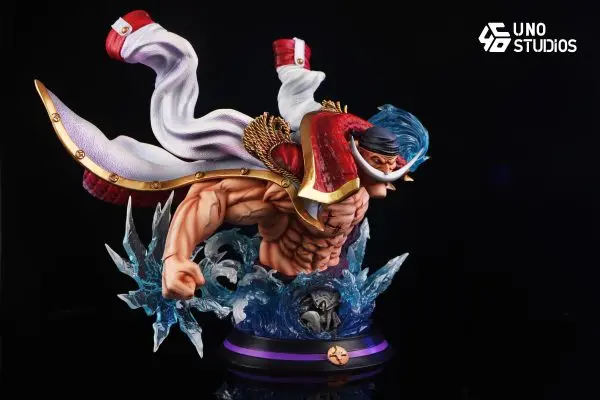 UNO Studio - One Piece Whitebeard Desk Figure Bust Statue(GK) 