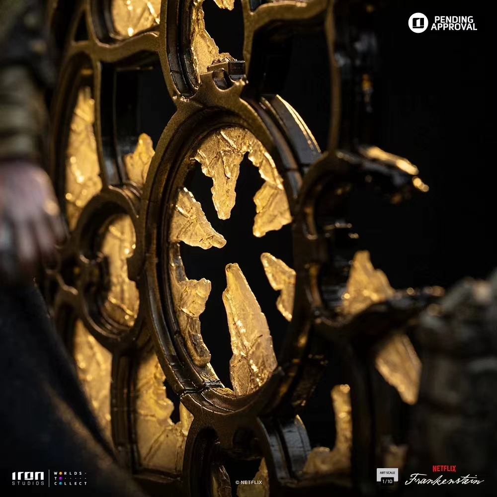 Iron Studio - Frankenstein's Monster - Guillermo Del Toro's Frankenstein - Art Scale 1/10 Statue NETFX131925-10 (Licensed)Statue