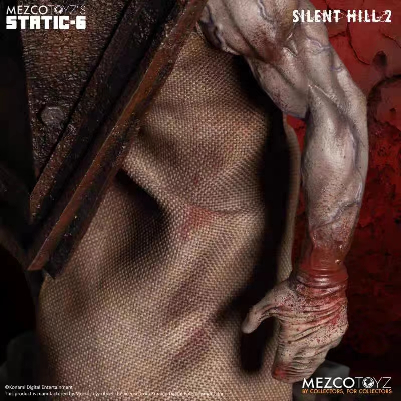 Mezco Studio - STATIC SIX Silent Hill 2 1/6 Scale Red Pyramid Thing Statue (Licensed) Statue