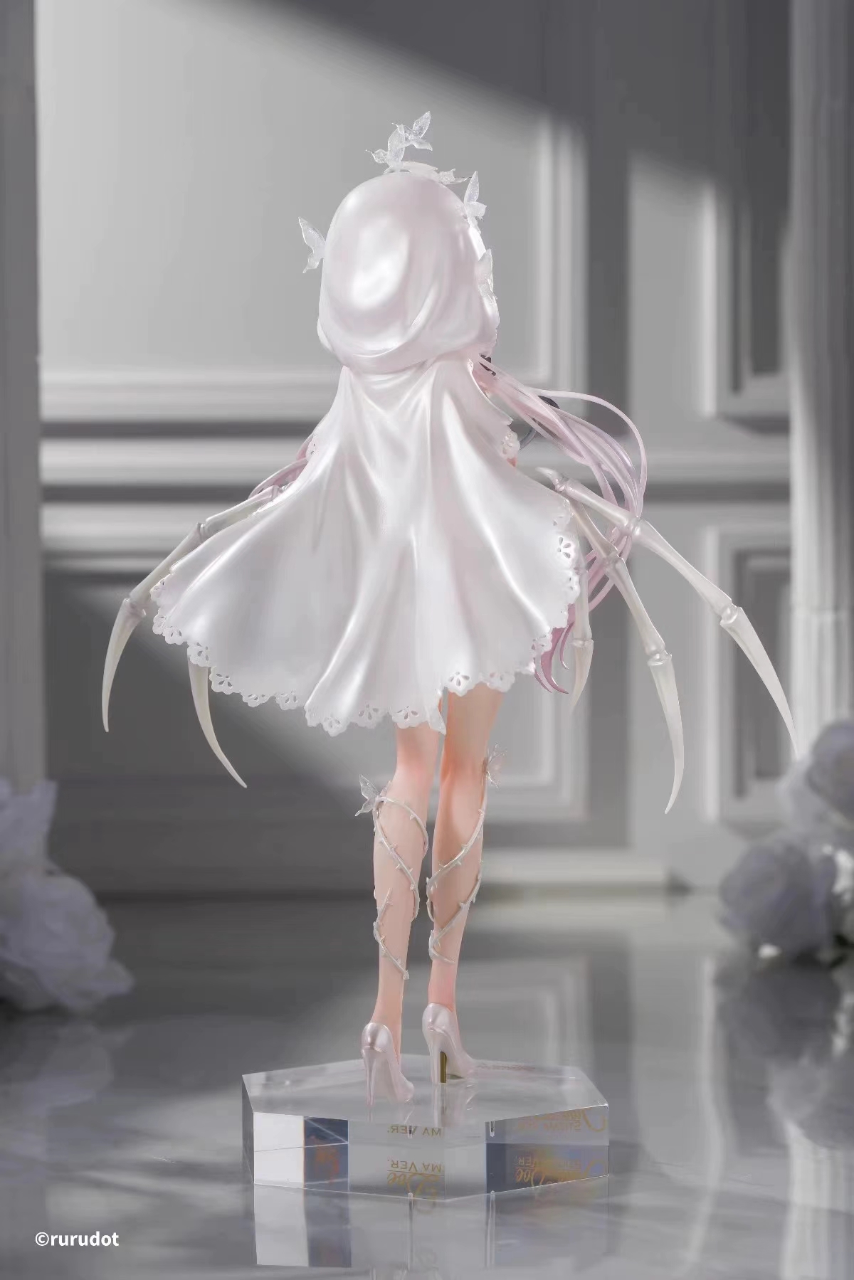 WINGS INC -  Anonymous Stigma figure 1/7 Statue 