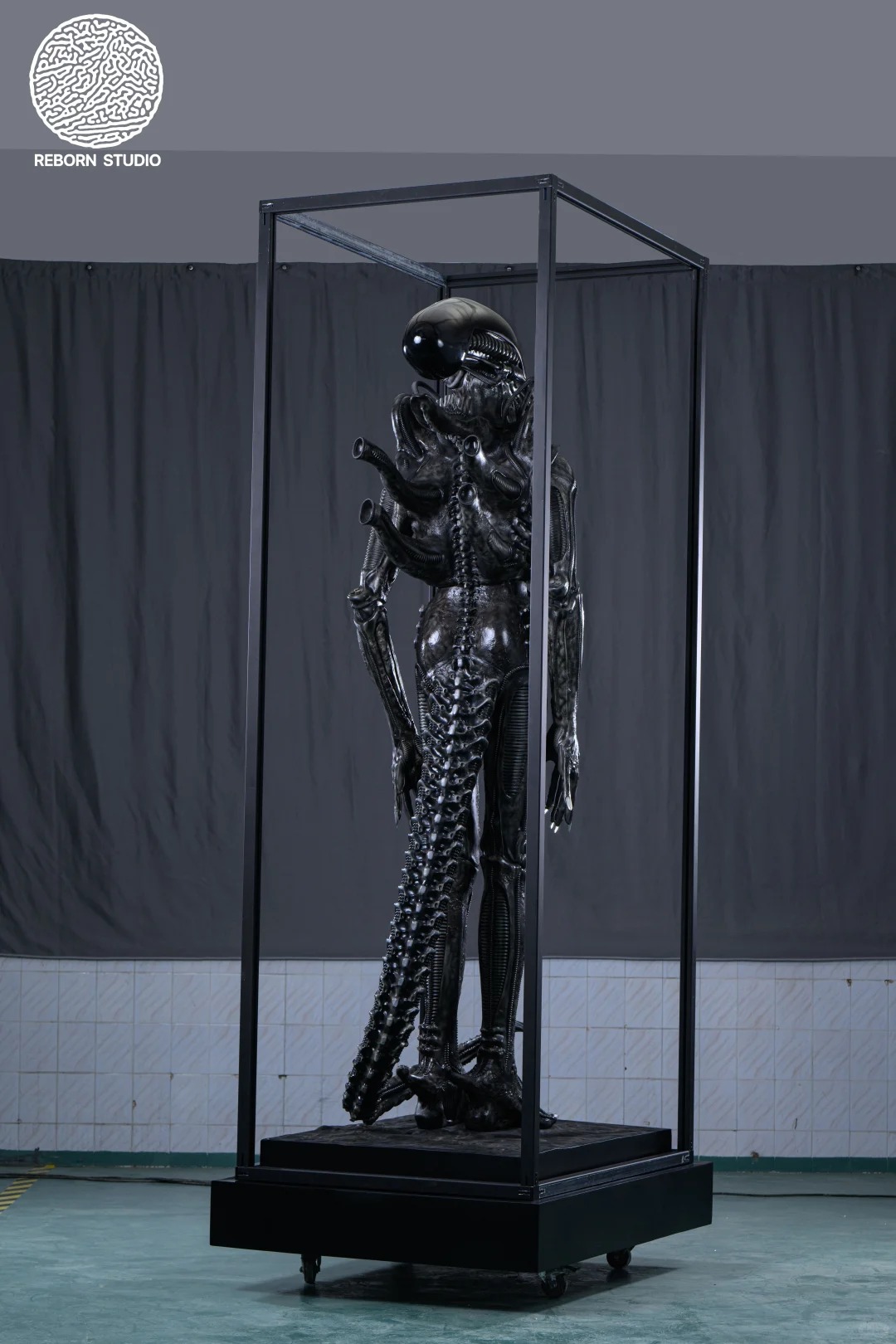 Reborn Studio Alien Big Chap Museum Art Alien IN stock