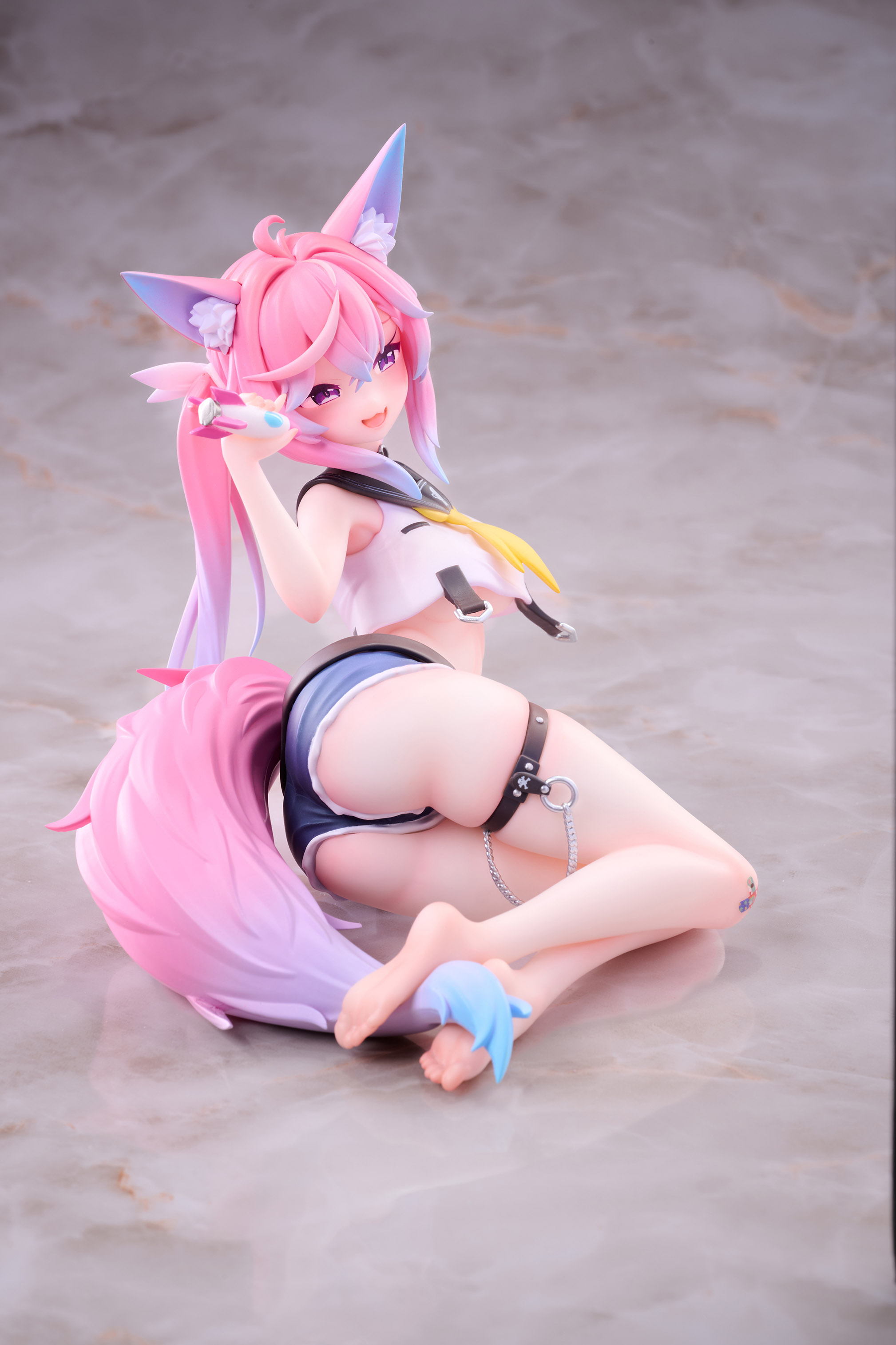 Teresa (Licensed) 1/6 Scale Statue (GK) (Adult 15+)-TrashFish  Studio