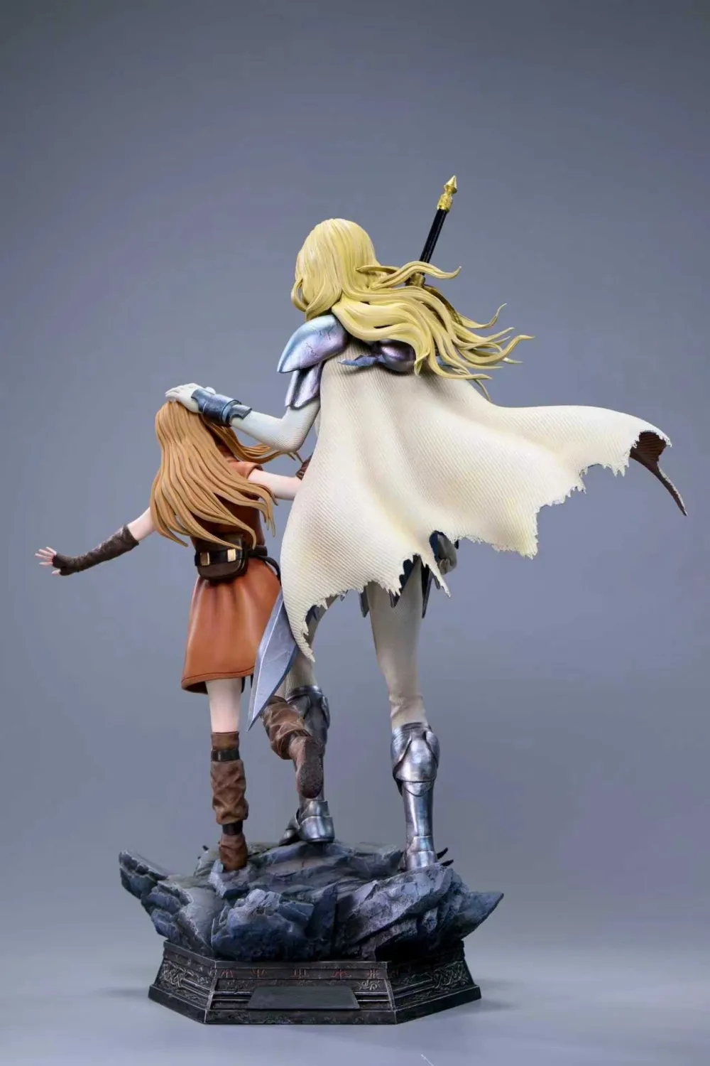 AT Studio - Teresa X Clare Claymore Statue
