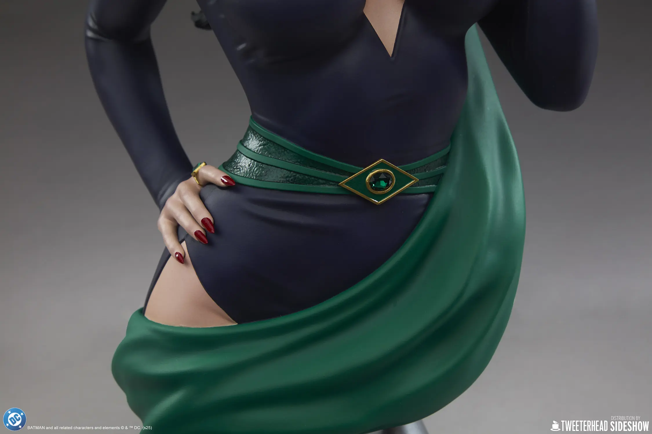 DC Comics Catwoman 914673 (Licensed)Statue(GK)-Sideshow Collectibles 