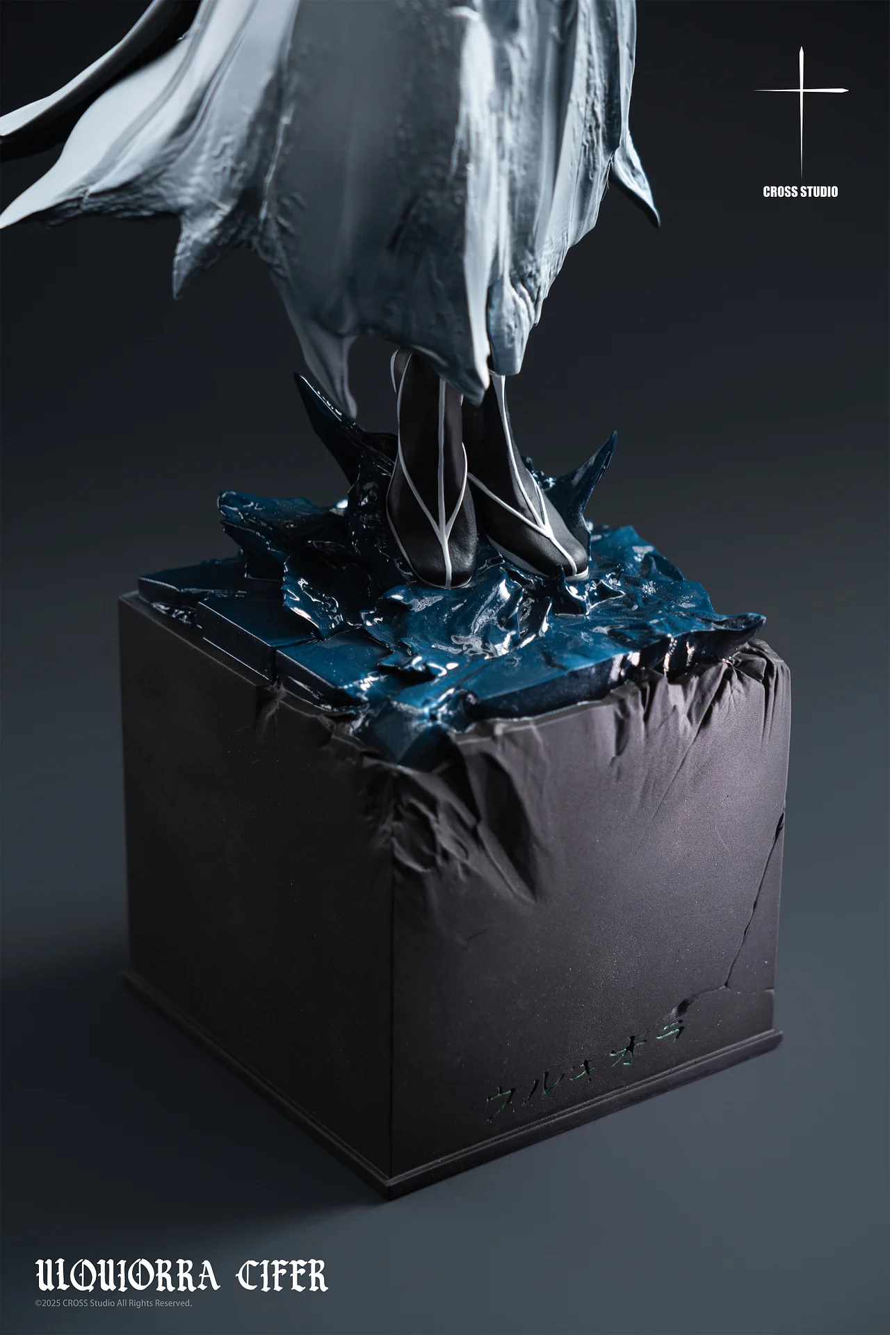 BLEACH Ulquiorra Cipher 1/6 Statue(GK) - Cross Studio