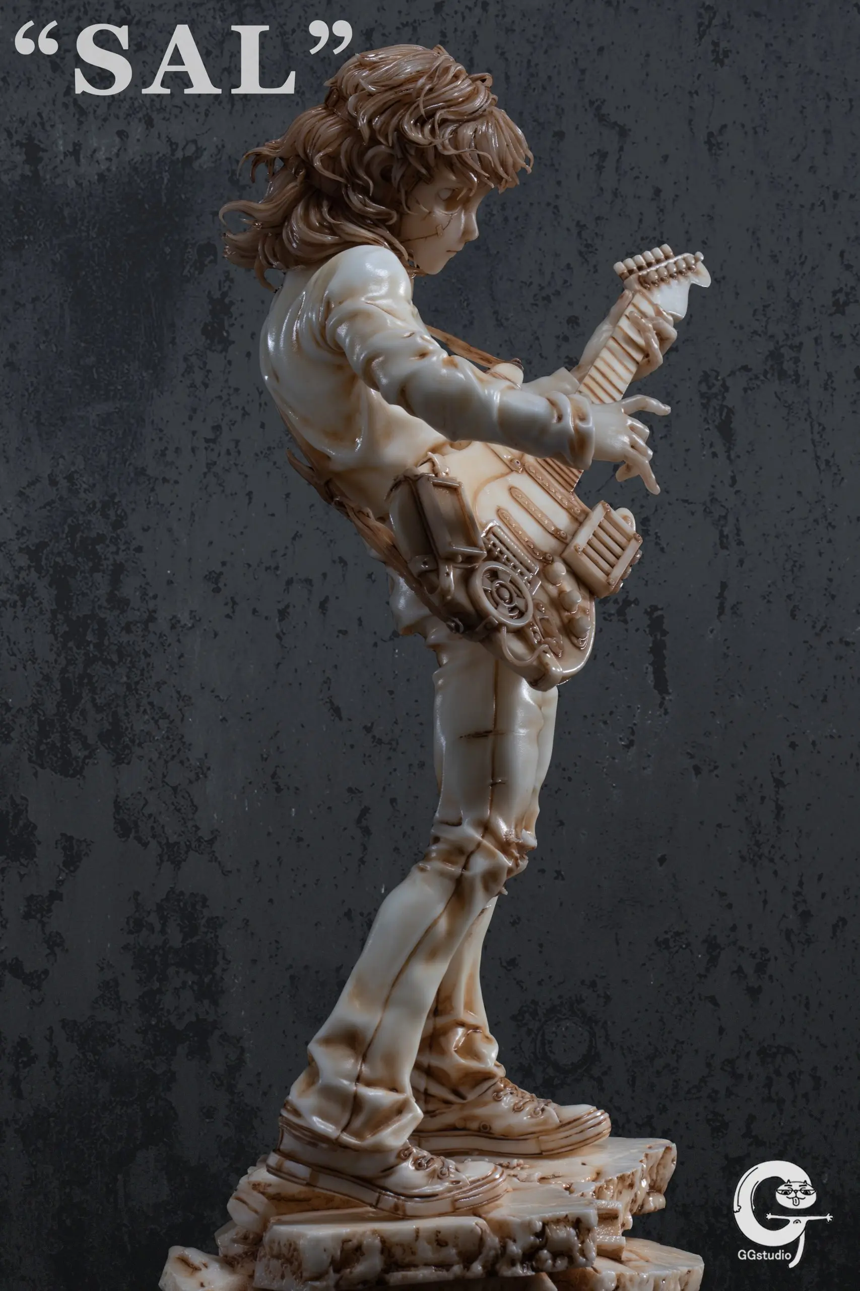 GG Studio - Sal Fisher Statue Sallyface Statue 
