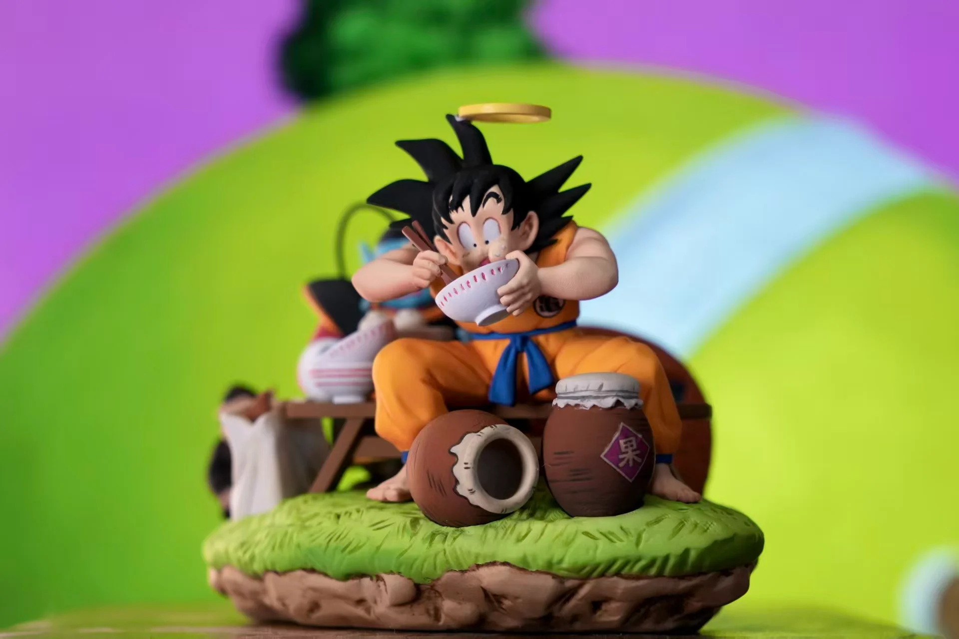 SENZUBEAN Studio - King Kai Planet Eating Dragon Ball Statue 
