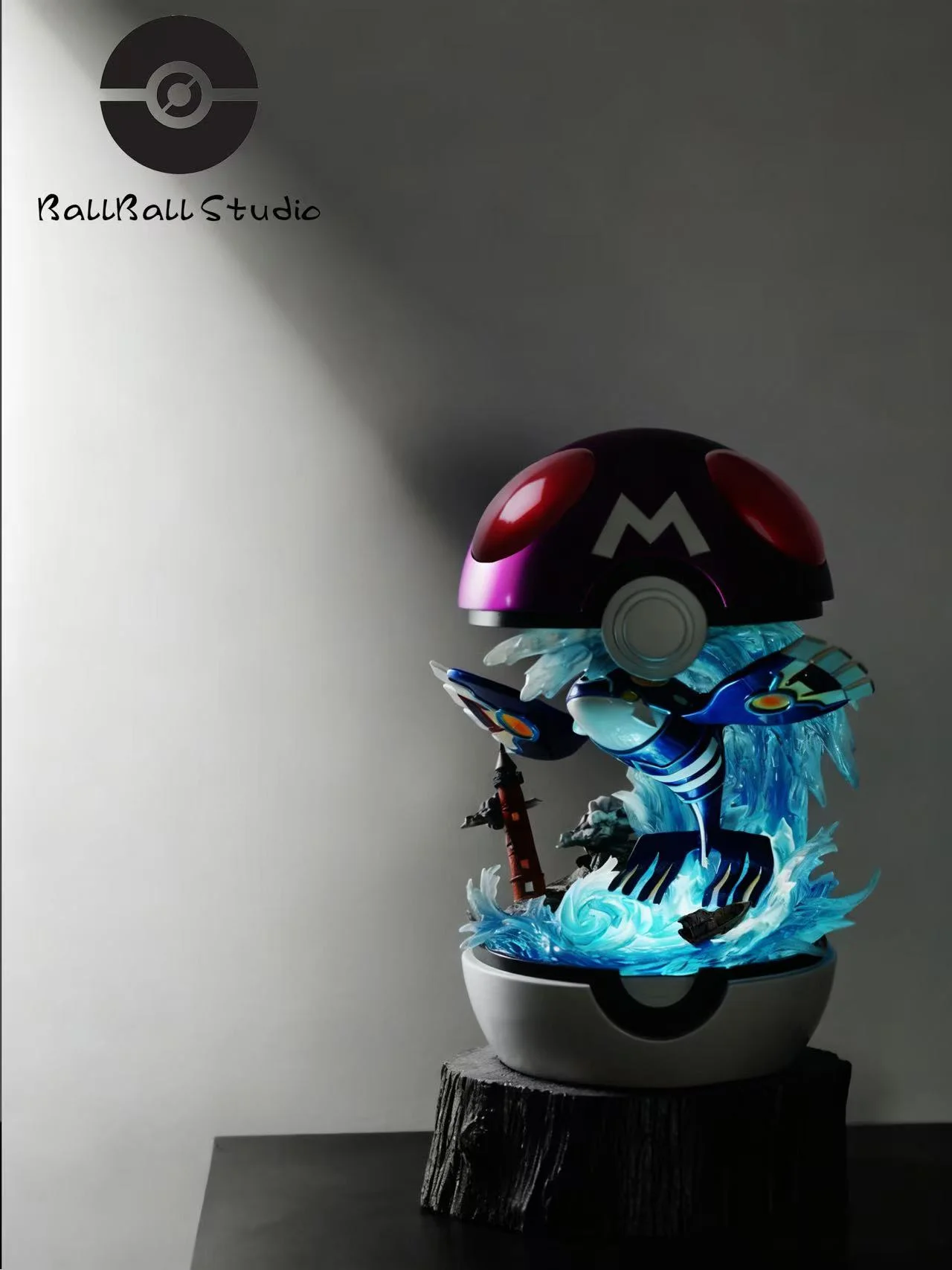 Ball Ball Studio - Kyogre Pokemon Statue