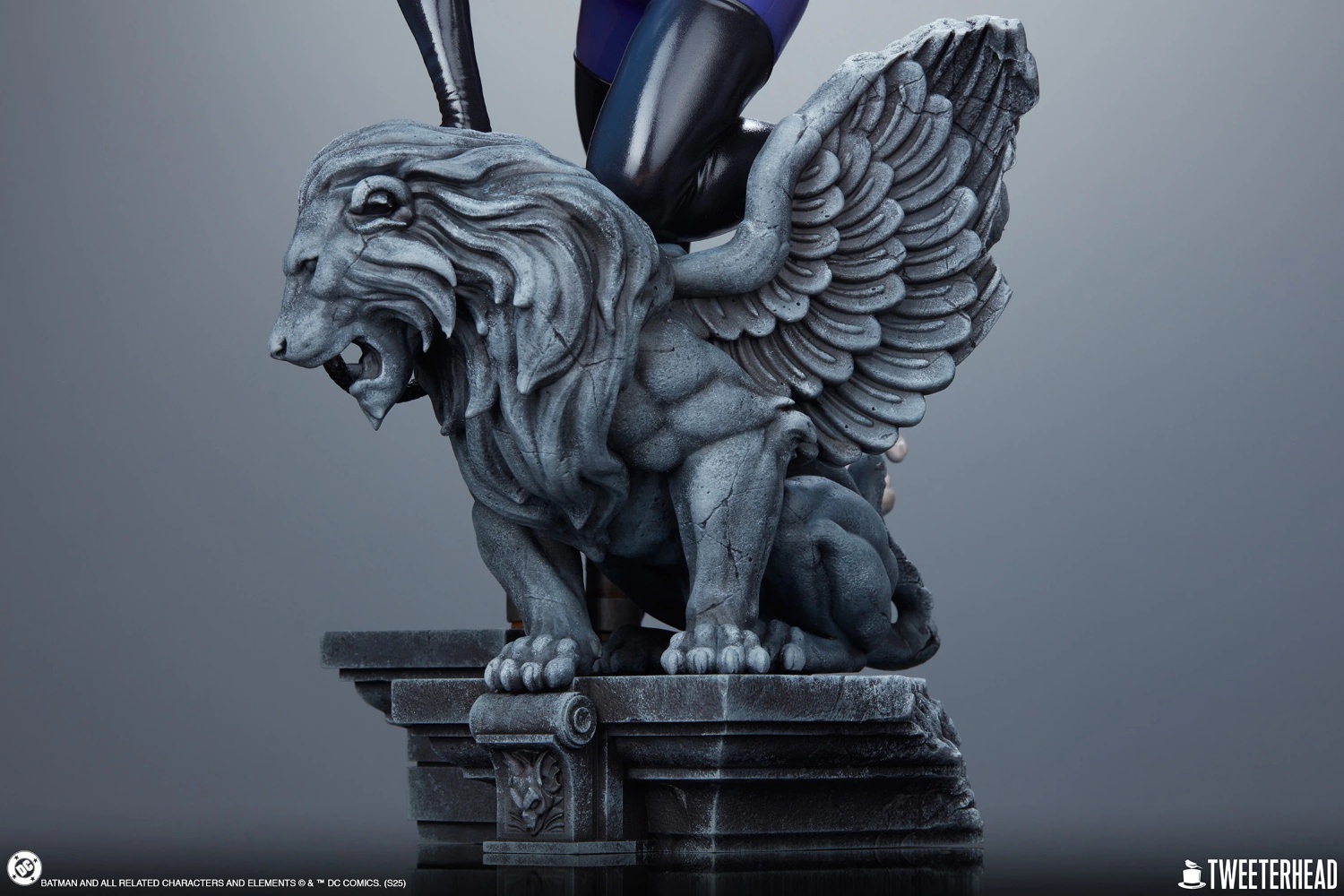 Sideshow x Tweeterhead 1/4 Catwoman Purple Edition GK Pre-sale