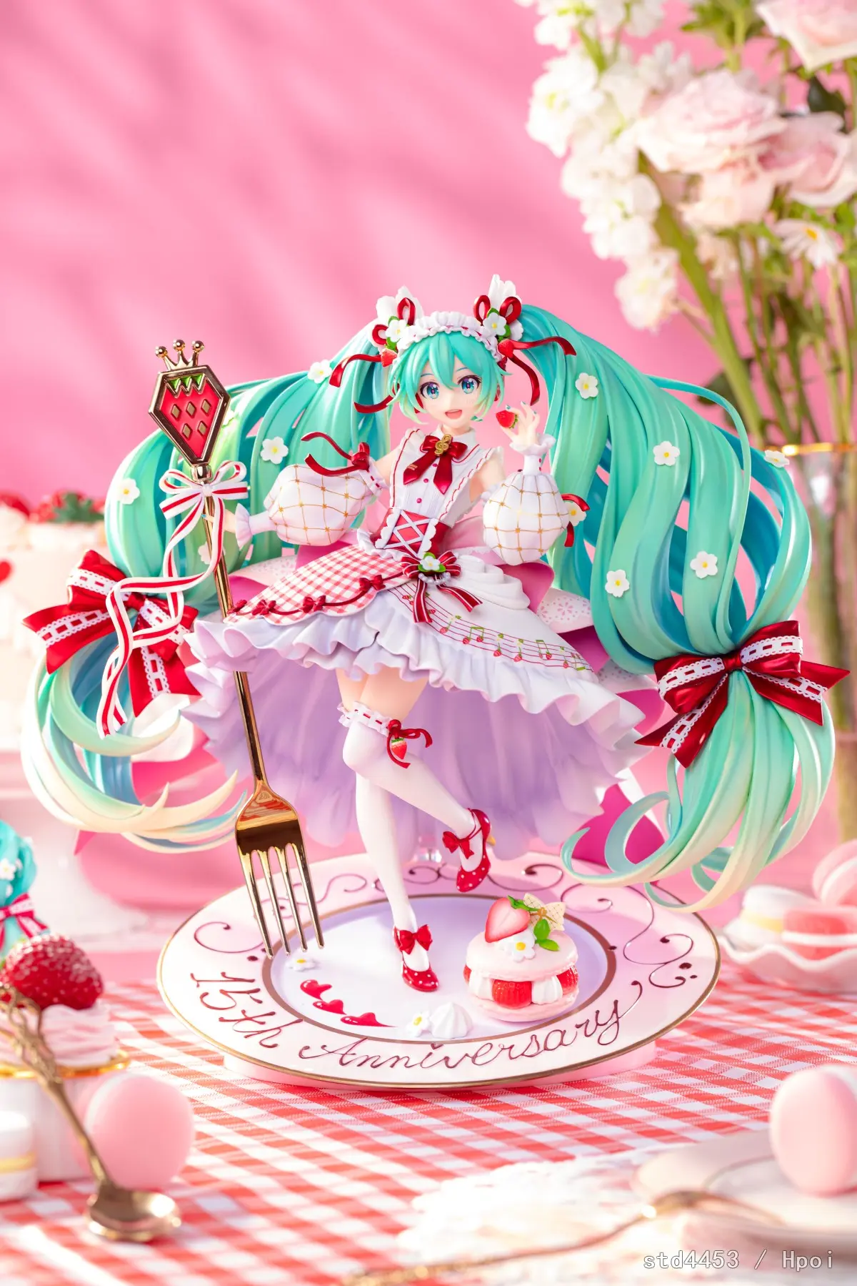 GSC - Vocaloid Hatsune Miku 1/7 15th Anniversary Ver. (Licensed)Statue(GK)