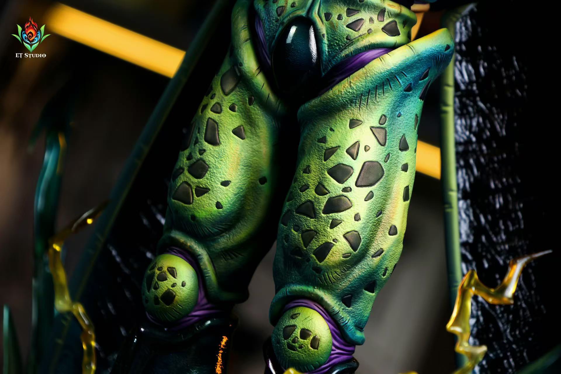 ET STUDIO Dragon Ball Z Series Cell with Arms Crossed