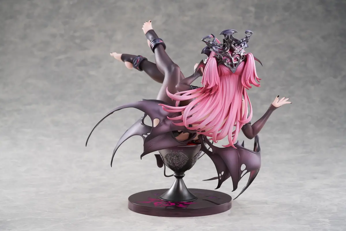 Novel Star - Wineglass Succubus Pinkie 1/7 Figure (Licensed)Statue(GK)