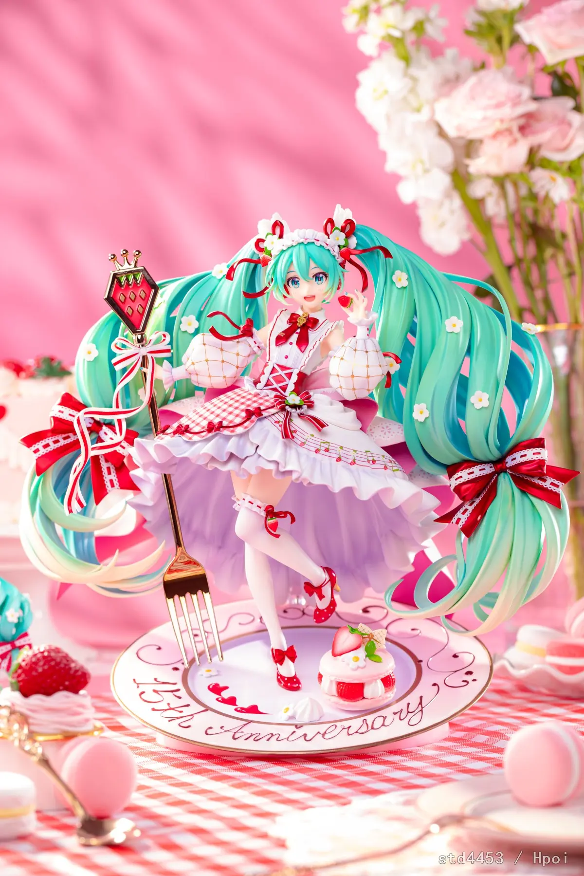 GSC - Vocaloid Hatsune Miku 1/7 15th Anniversary Ver. (Licensed)Statue(GK)
