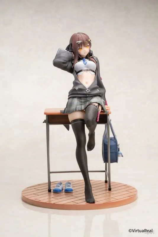 Reverse Studio - VirtuaReal Project Nana7mi 1/7 Shark Suit 2.0 (Licensed)Statue(GK) 