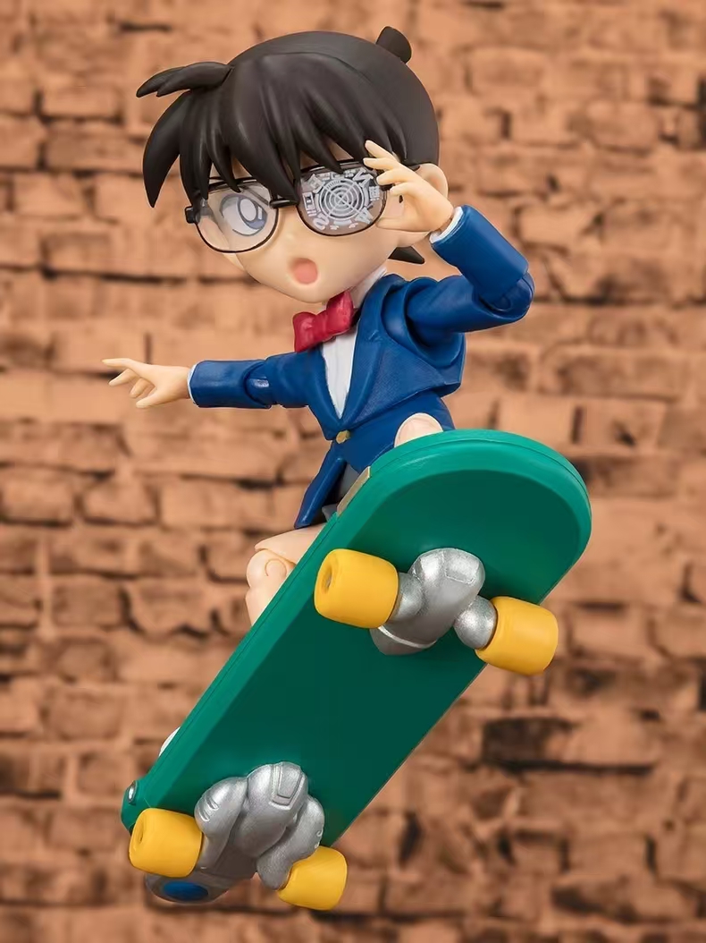 In stock Conan figure [Size]: Height 9cm. (GK) [Material]: PVC/ABS