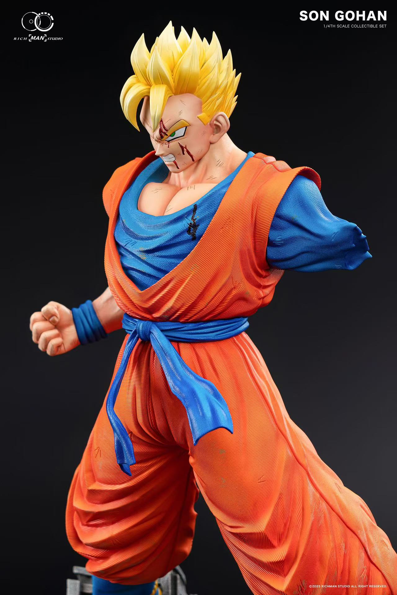 Pre-sale Product name: Future Timeline Golden Warrior Product data: H/60CM W/39CM D/36CM (GK)