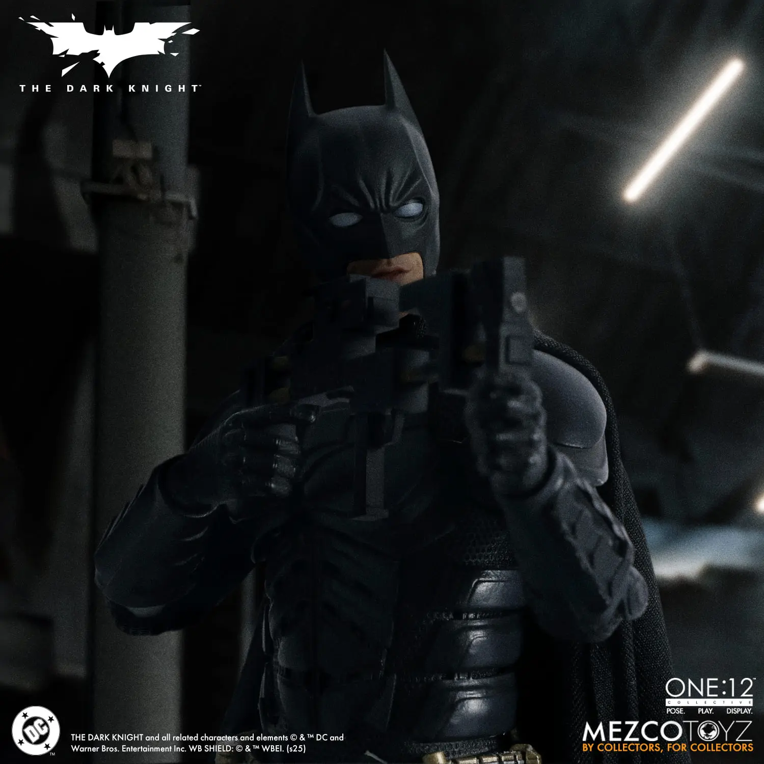 Mezco Studio - 1/12 Batman The Dark Knight (2008 Movie Version) Batman (Licensed)Statue(GK)