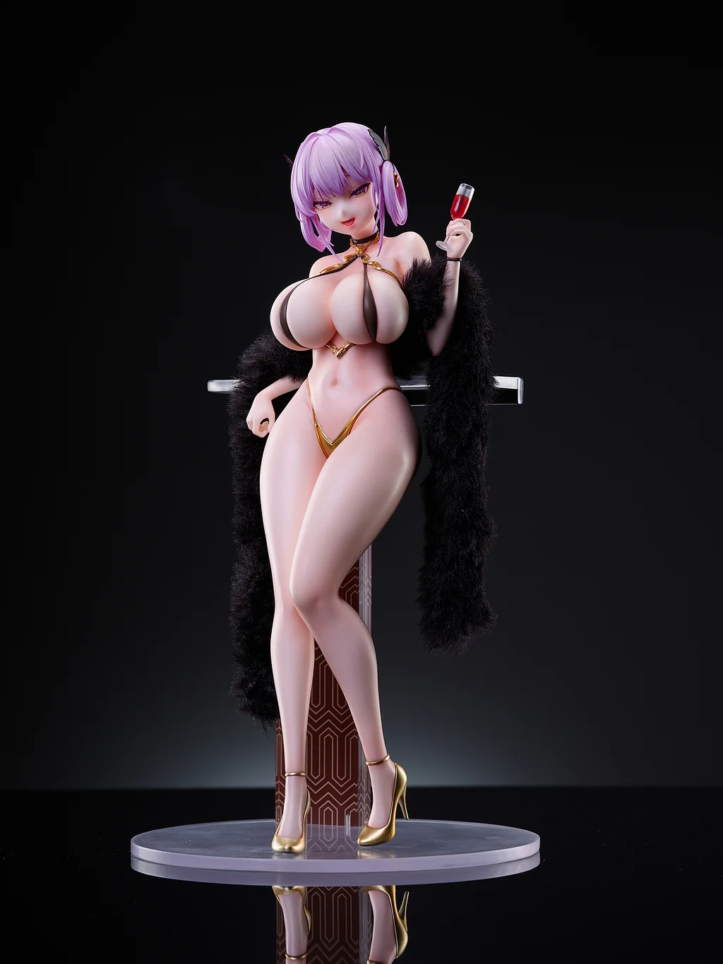 OMAHA - Original Elle 1/5 Figure (Licensed)   Statue