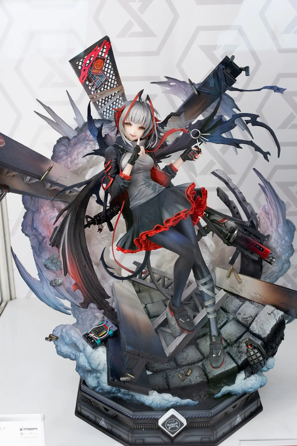 Prime 1 Studio & PRISMA WING Collection - Arknights W 1/6 Scale Pre-Painted Figure (Licensed)Statue(GK)