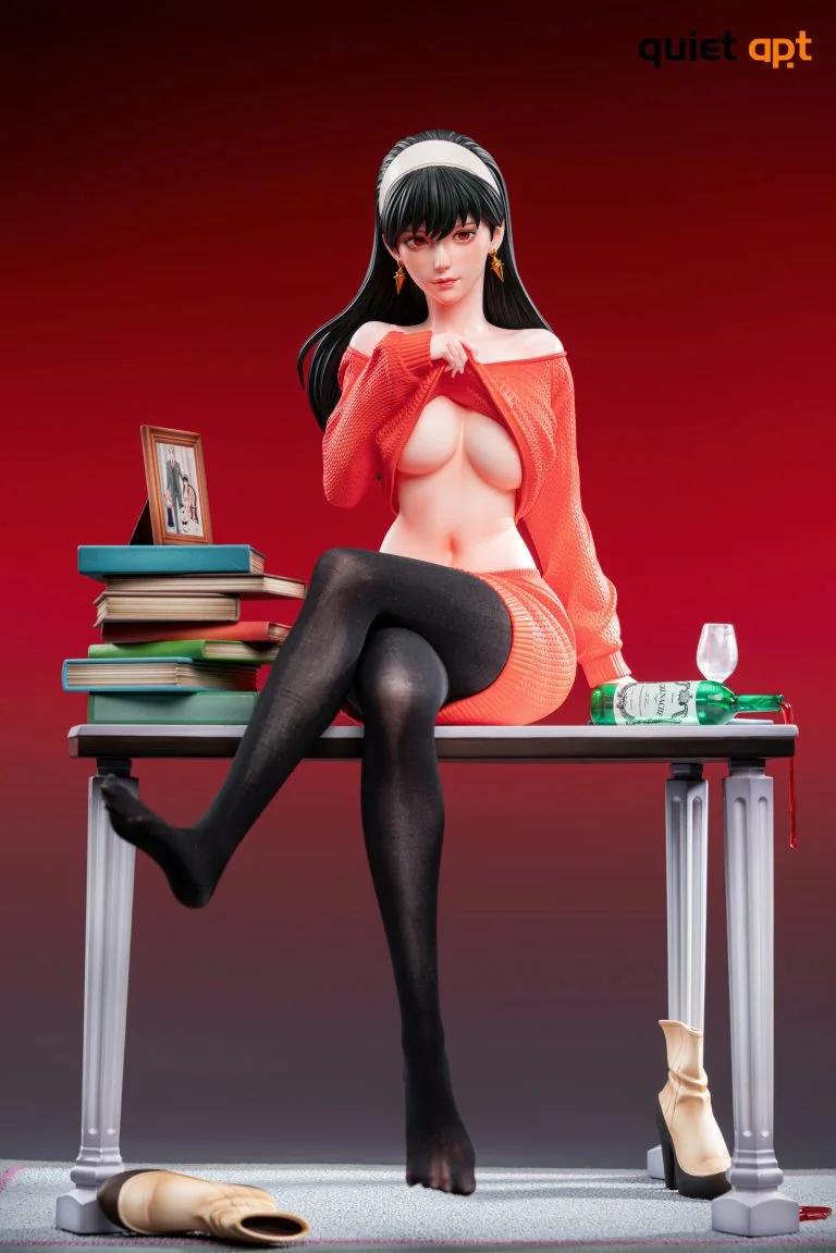 SpyxFamily Yor Forger  Tipsy Deadly Allure 1/4 Statue(GK) -HeRa Studio