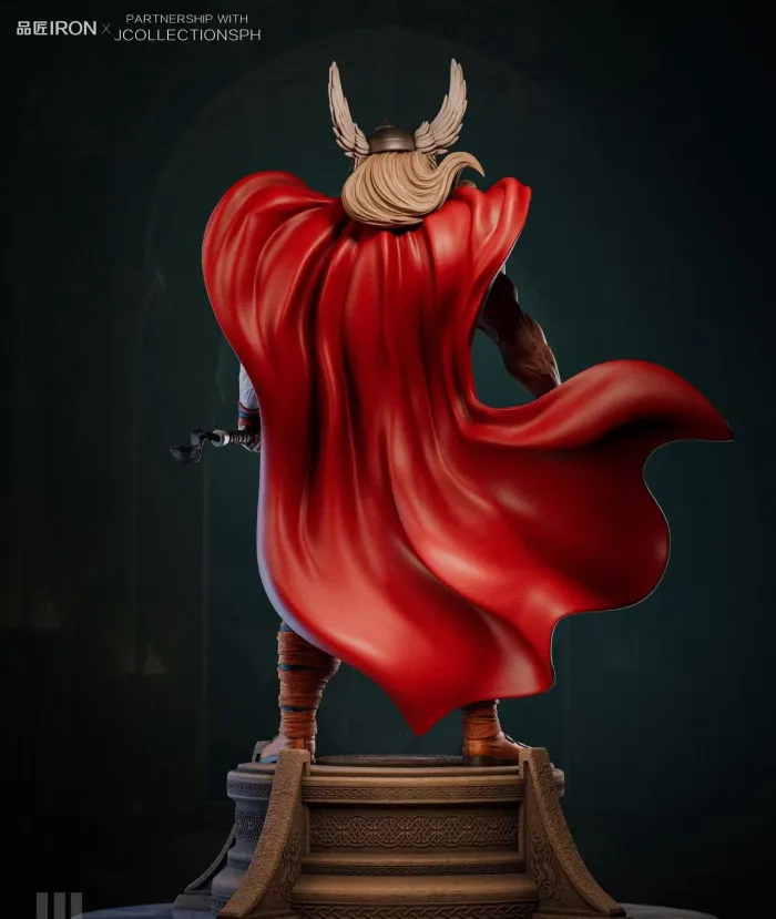 Iron Studio -Thor Odinson 1/3 Statue