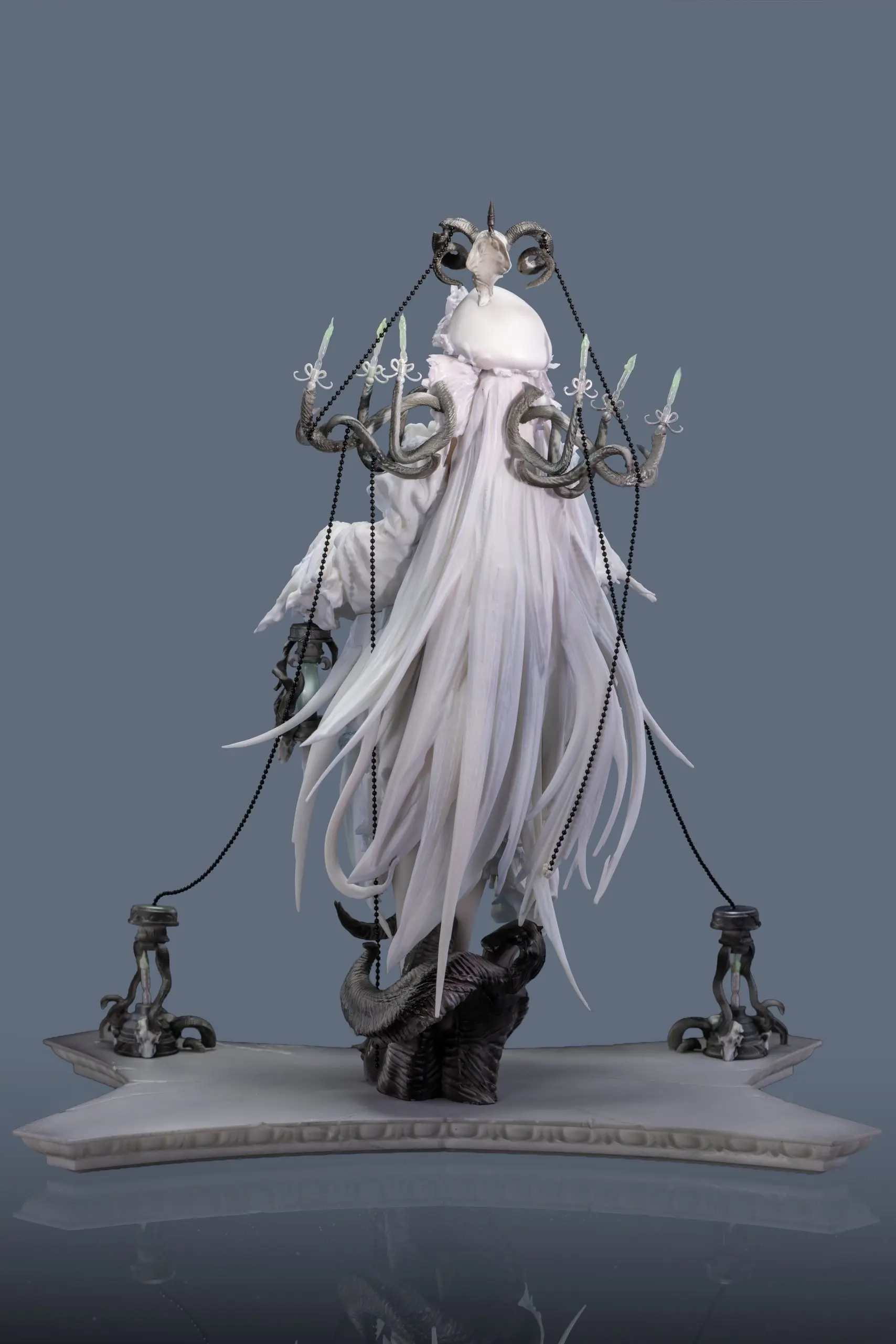EXECUTION Studio - Xun White Mold Original Statue