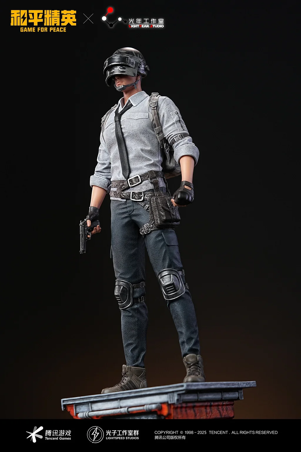 Light Year Studios-Jili & Helmet Man – PUBG Resin Statue