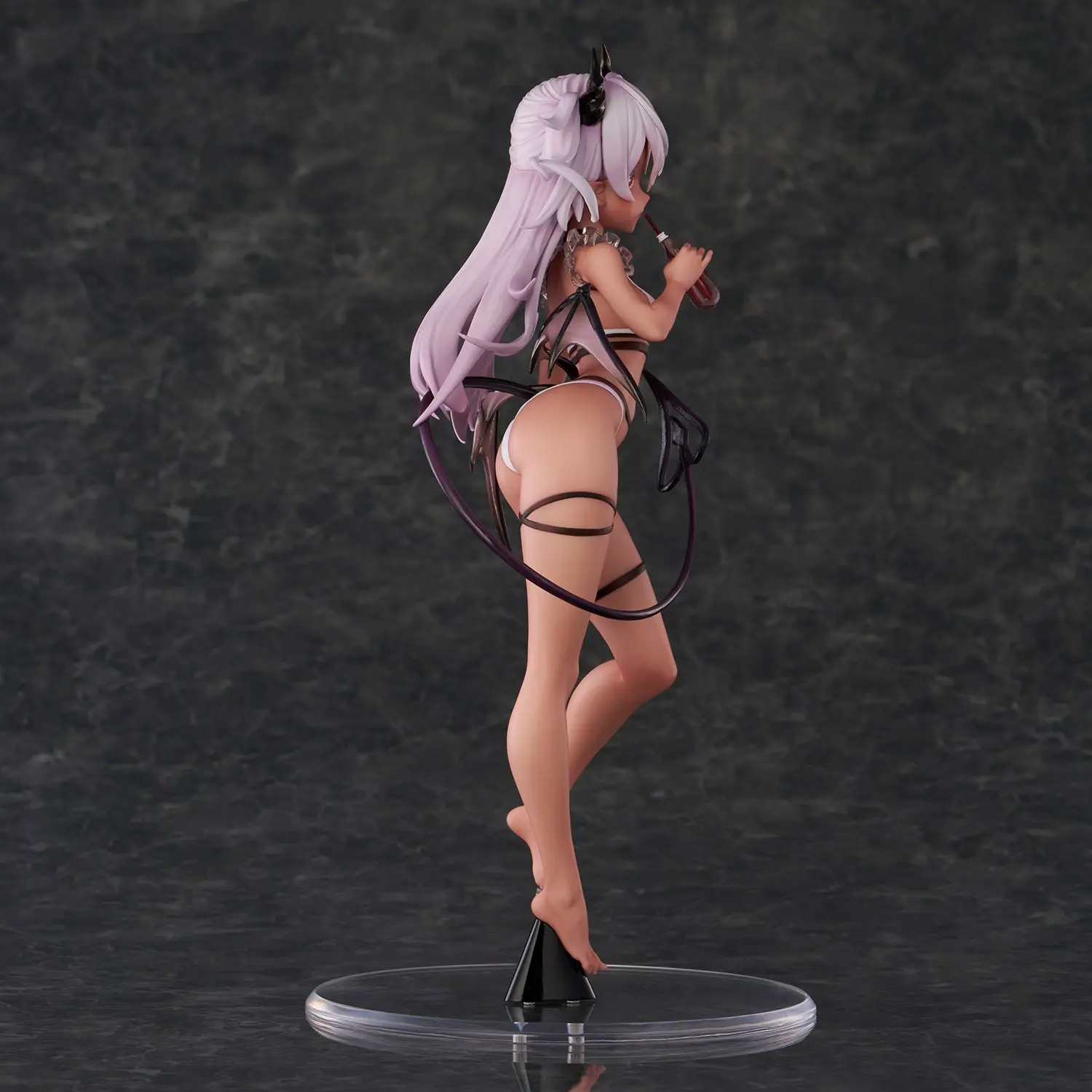 Eighteen - Dusky-Skinned Vampire Yoru-chan lllustration by Yukimiya Yuge (Licensed) Statue(GK)(Adult 18+)