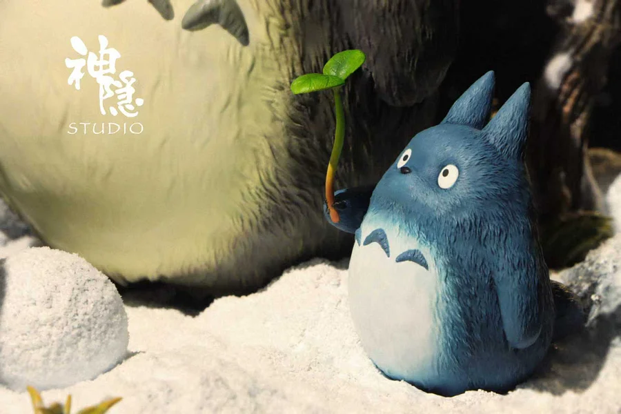 ShenYin Studio - Totoro play in the snowfield Statue(GK)