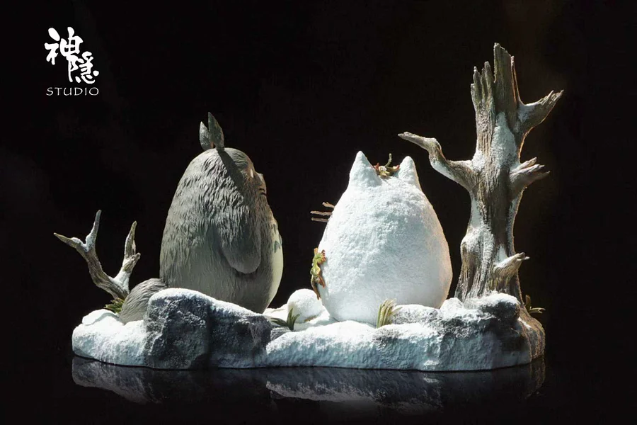 ShenYin Studio - Totoro play in the snowfield Statue(GK)