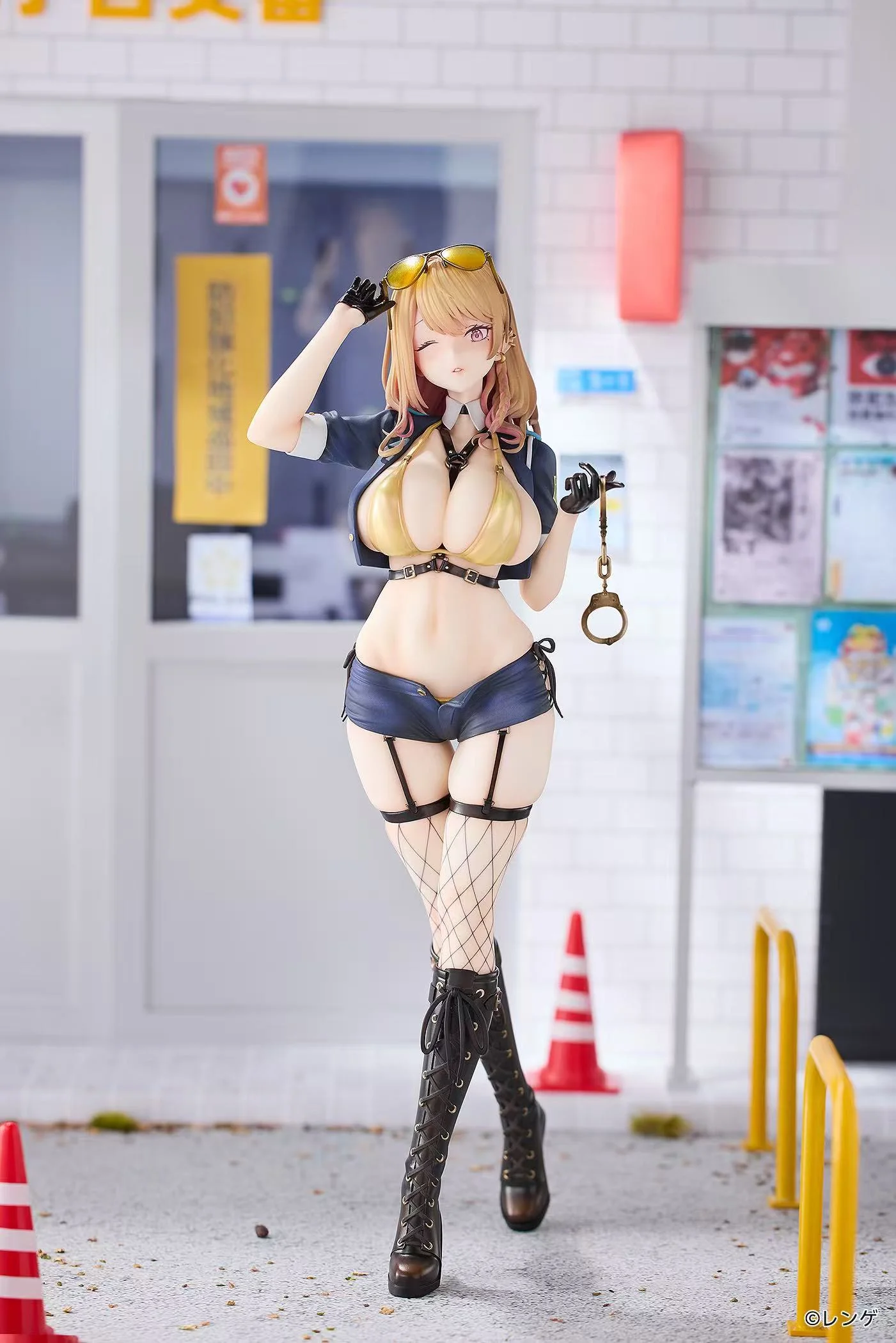 Hanabee - Original Gyaru Fukei-san Takanashi Arisa 1/6 Figure (Licensed)Statue(GK)