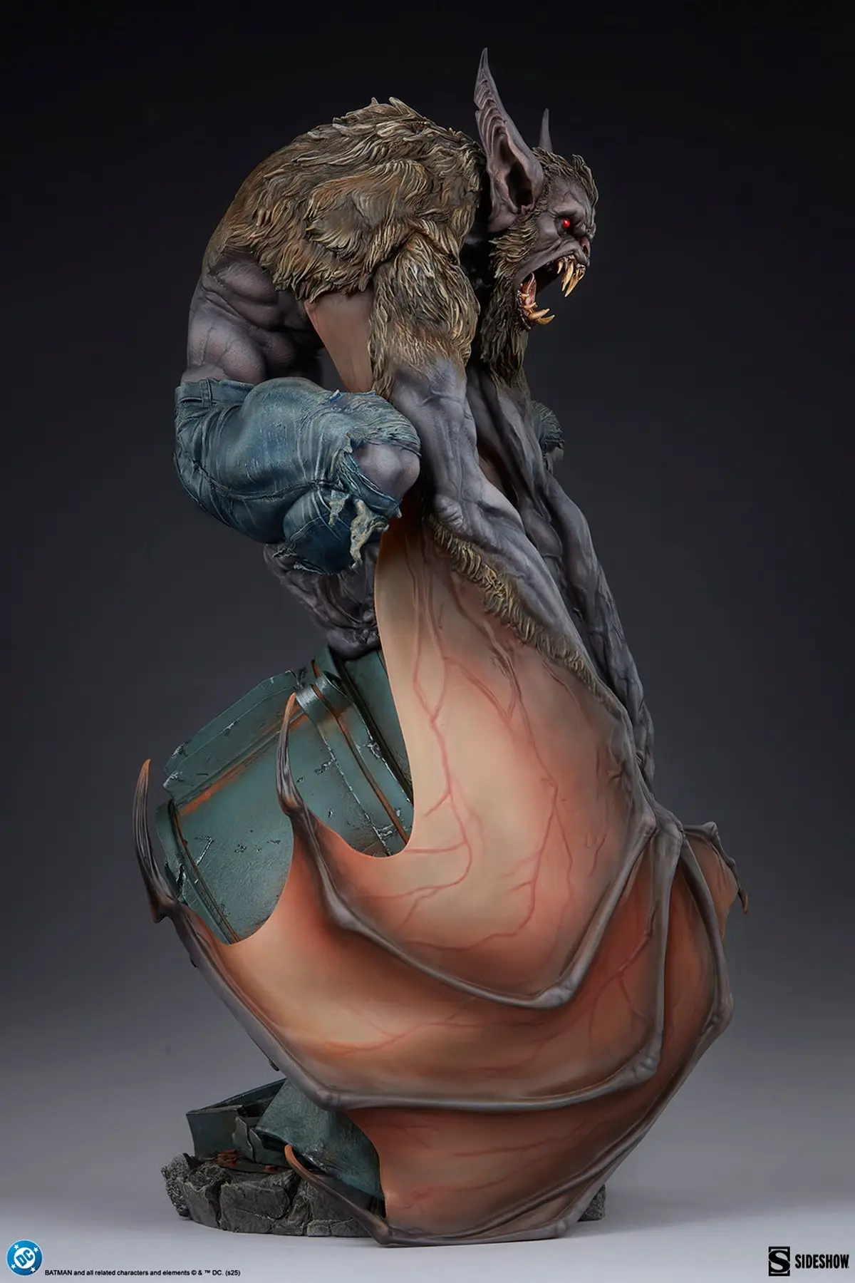 Sideshow Collectibles - Man-Bat Premium Format Figure 300915 (Licensed)Statue(GK)