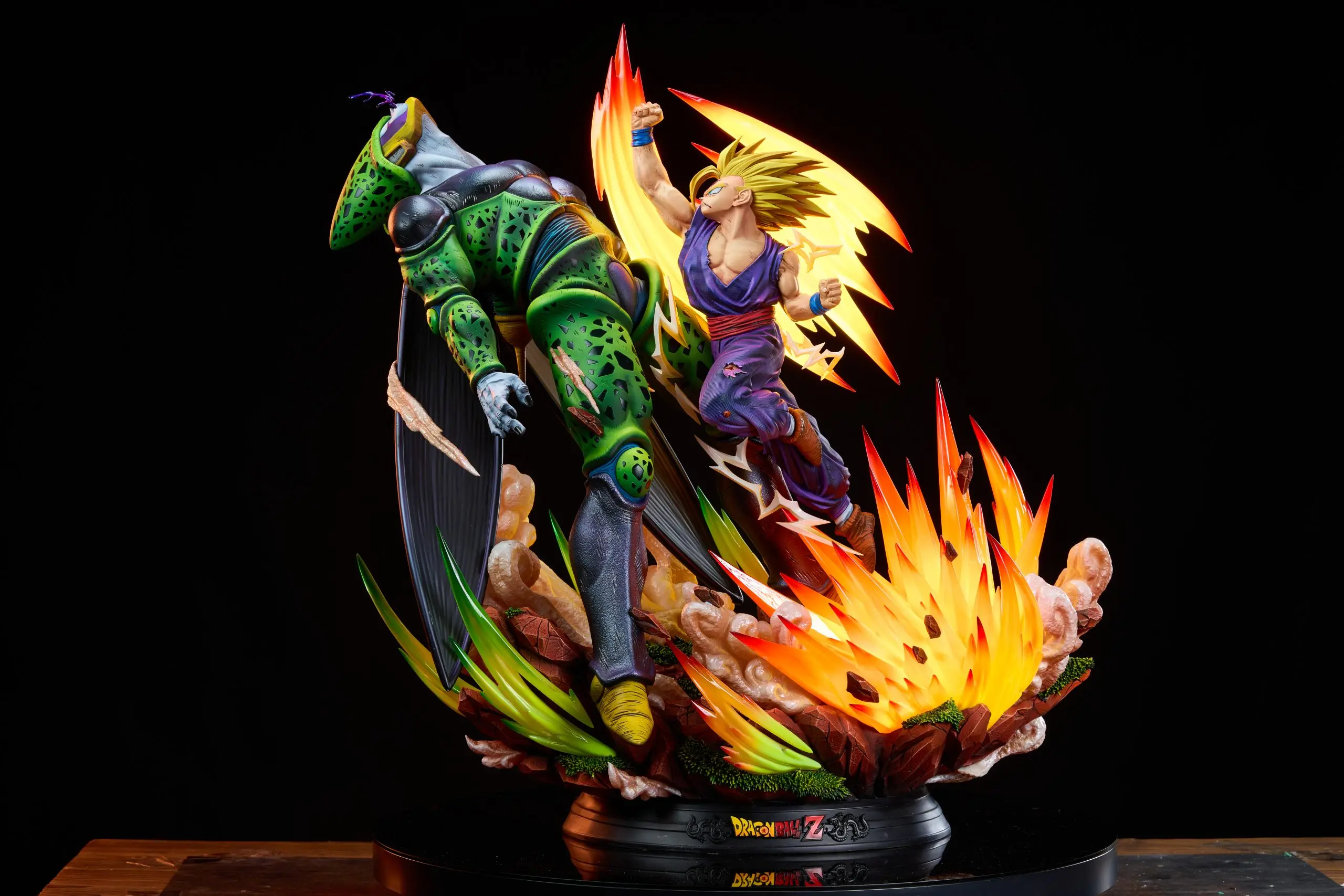 KD Collectibles Studio - Dragon Ball Gohan vs Cell  Statue(GK)