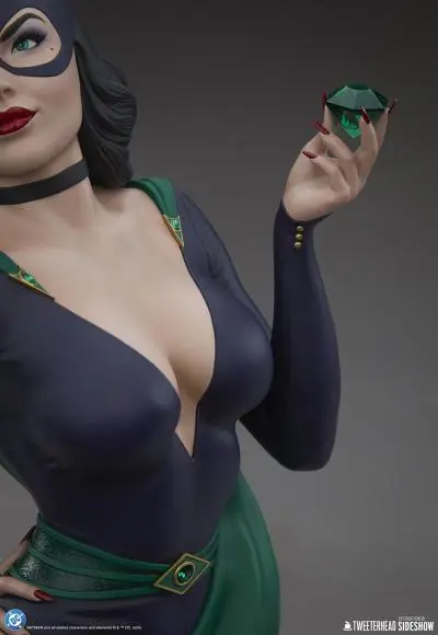 DC Comics Catwoman 914673 (Licensed)Statue(GK)-Sideshow Collectibles 