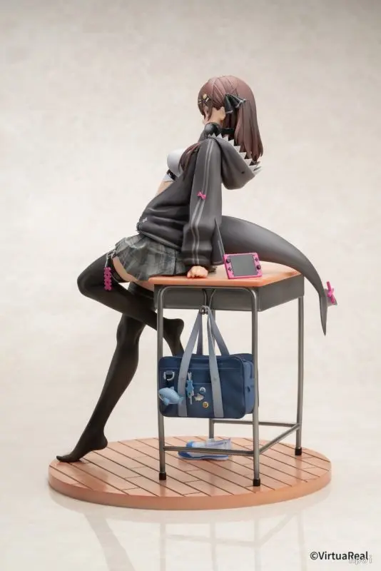 Reverse Studio - VirtuaReal Project Nana7mi 1/7 Shark Suit 2.0 (Licensed)Statue(GK) 