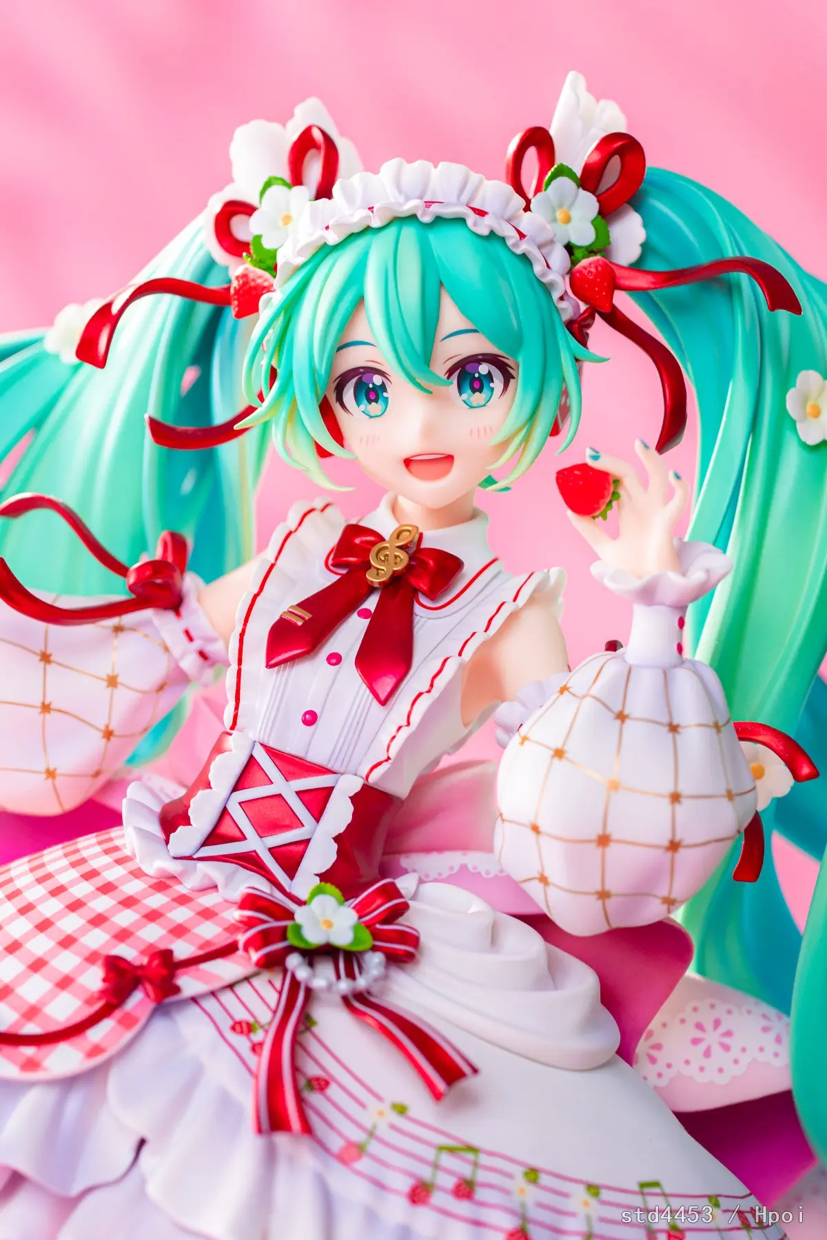 GSC - Vocaloid Hatsune Miku 1/7 15th Anniversary Ver. (Licensed)Statue(GK)