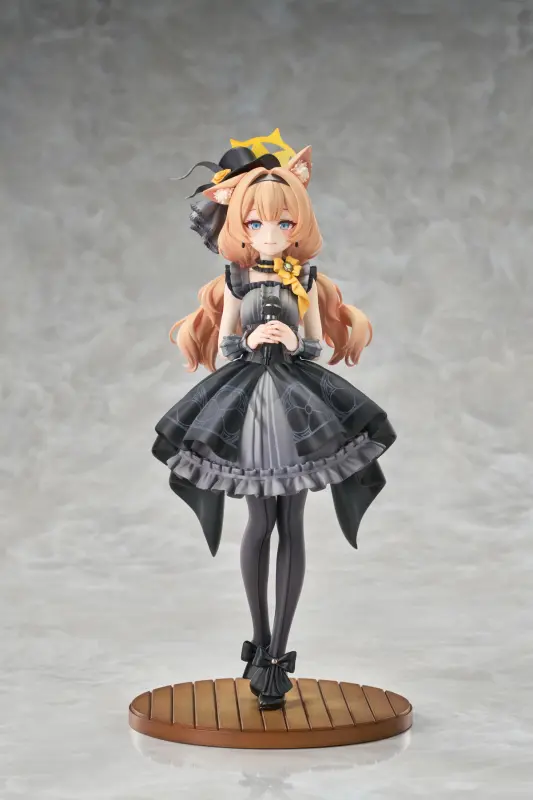 Good Smile Arts Shanghai GSAS Blue Archive Mari Idol Memorial Lobby Ver Figure Statue